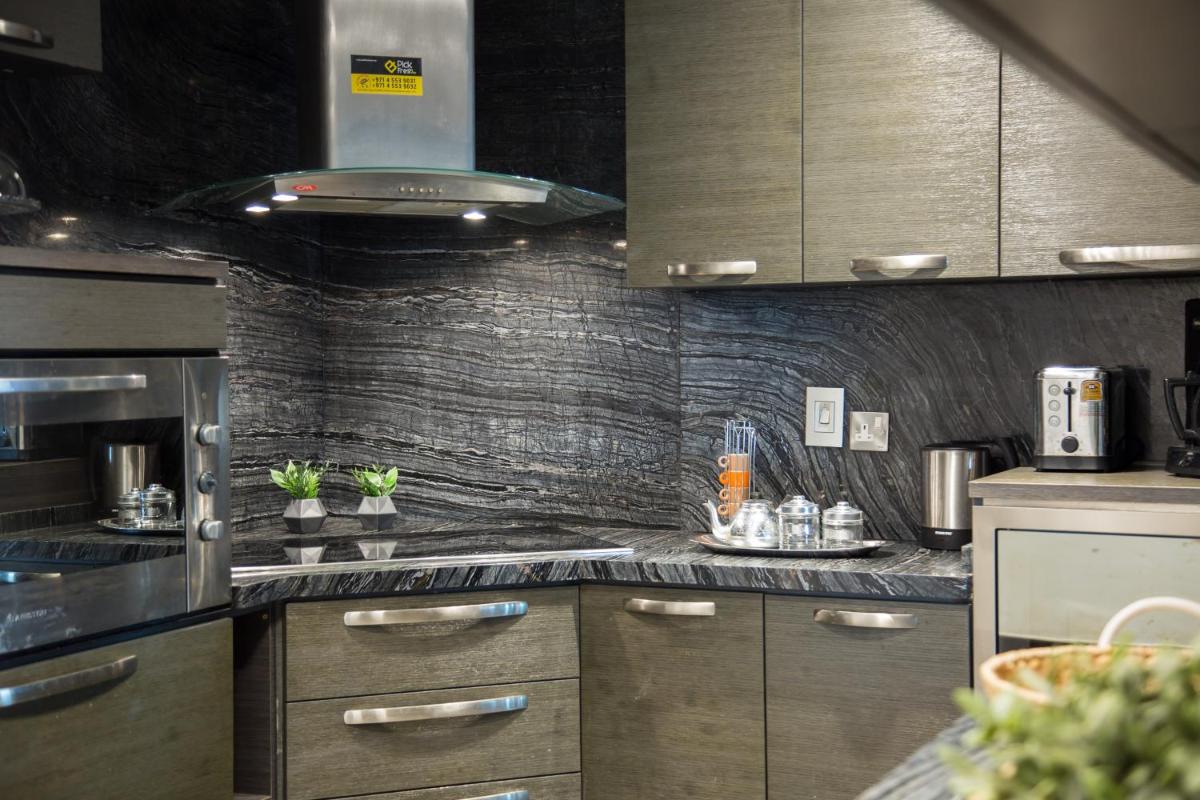 HiGuests - Unique Duplex Penthouse in JBR with Sea Views
