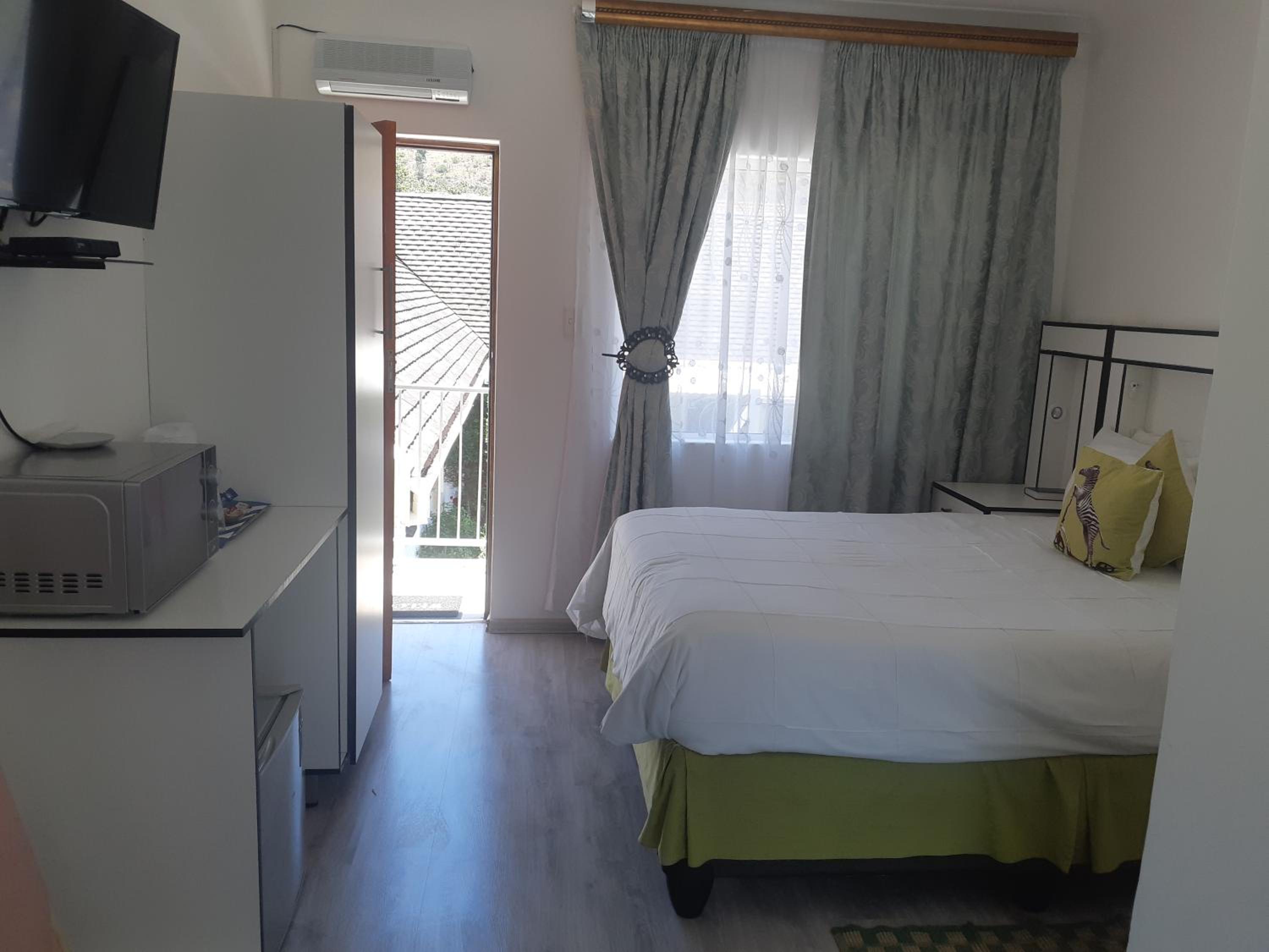 Mentor Guest house