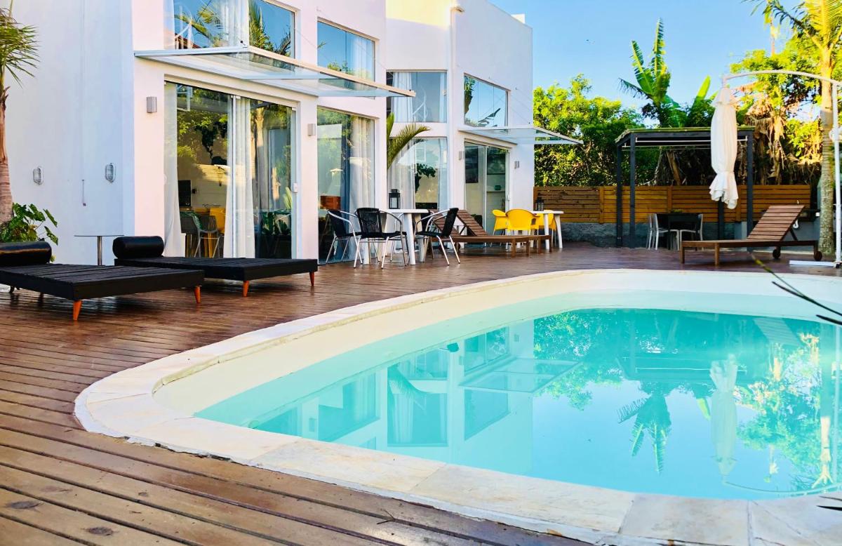 Stylish Beach House with pool