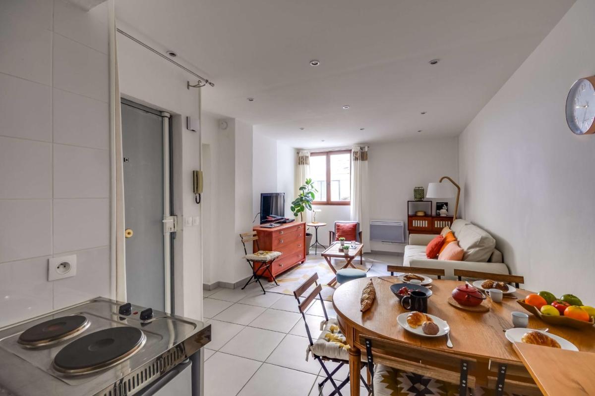 GuestReady - Charming Flat - 6 mins to Gare Du Nord Metro