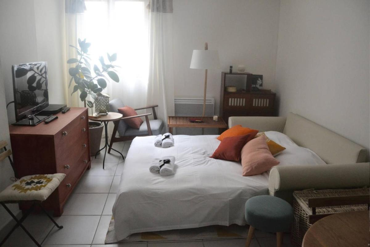 GuestReady - Charming Flat - 6 mins to Gare Du Nord Metro