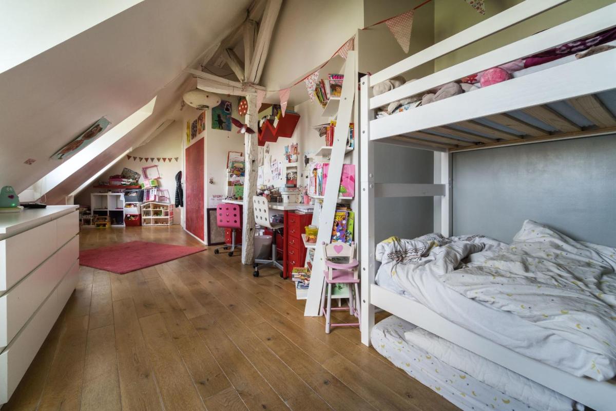 GuestReady - Superb Duplex Apt with Terrace near Passage Brady