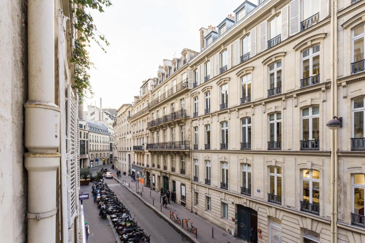 GuestReady - Artsy Flat for 2 near Opera