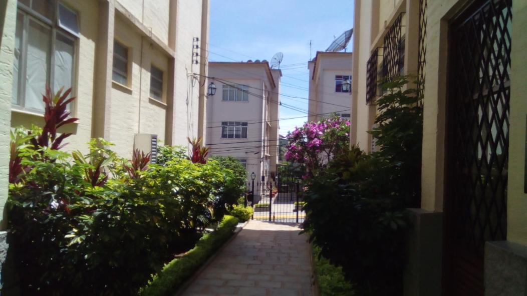 Apartamento próximo a avenida, localizado no 3 pavimento em prédio sem elevador