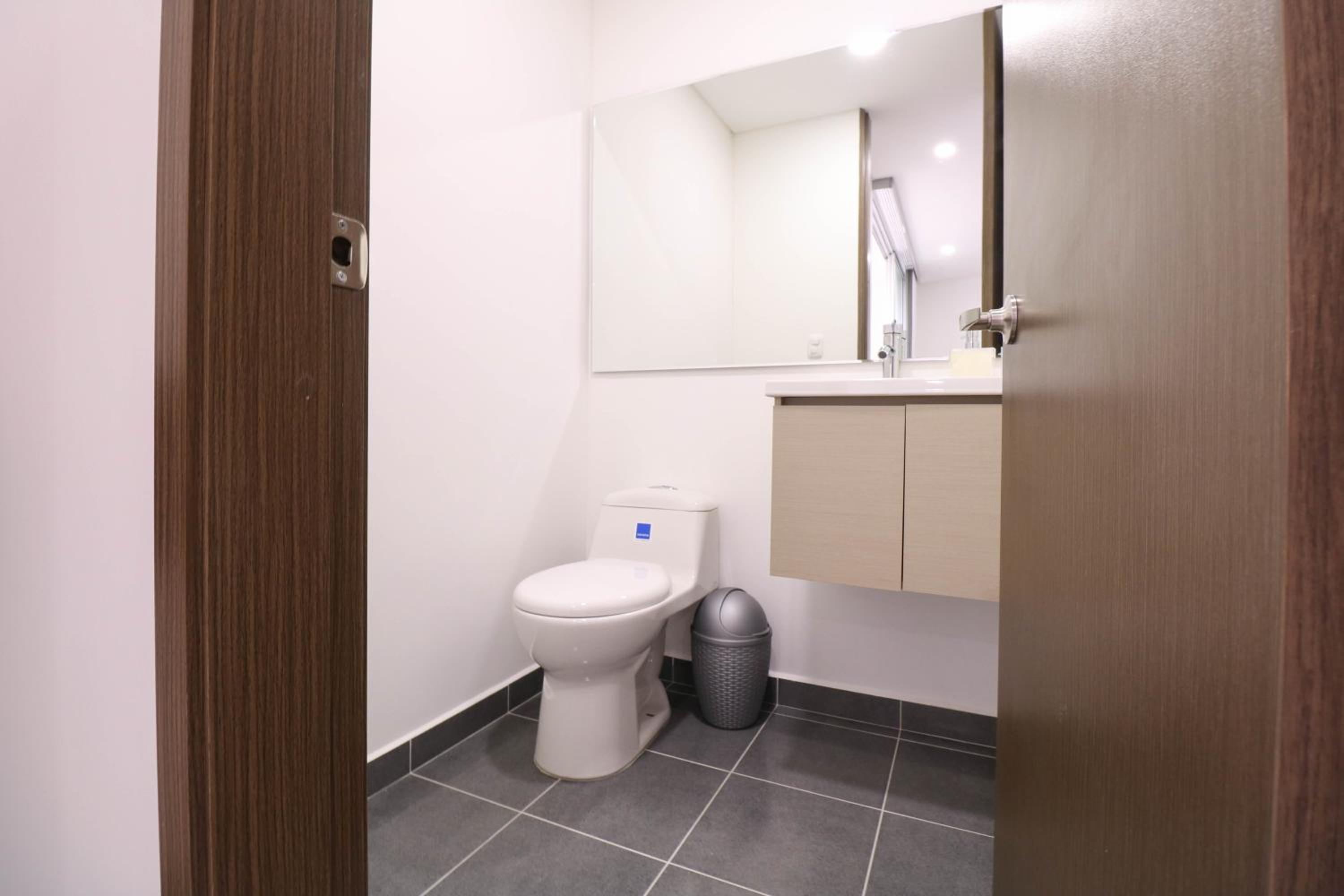 Apartamento Hermoso y Exclusivo en el Norte, Apto 1307 T-2