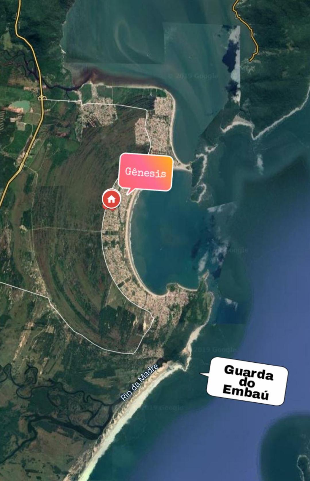Amplo Apartamento na Pinheira