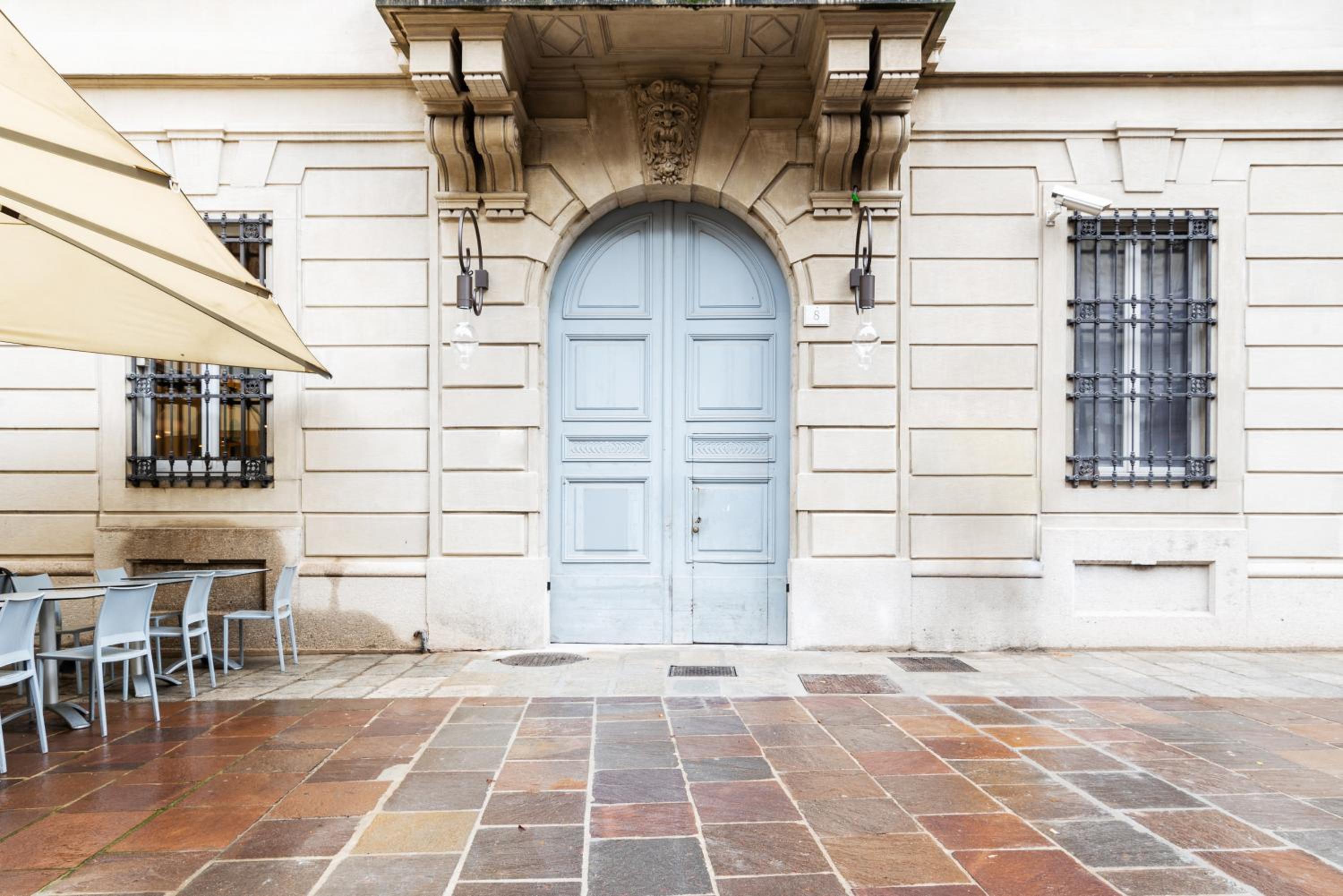 Palazzo Visconti - by MyHomeInComo view 5