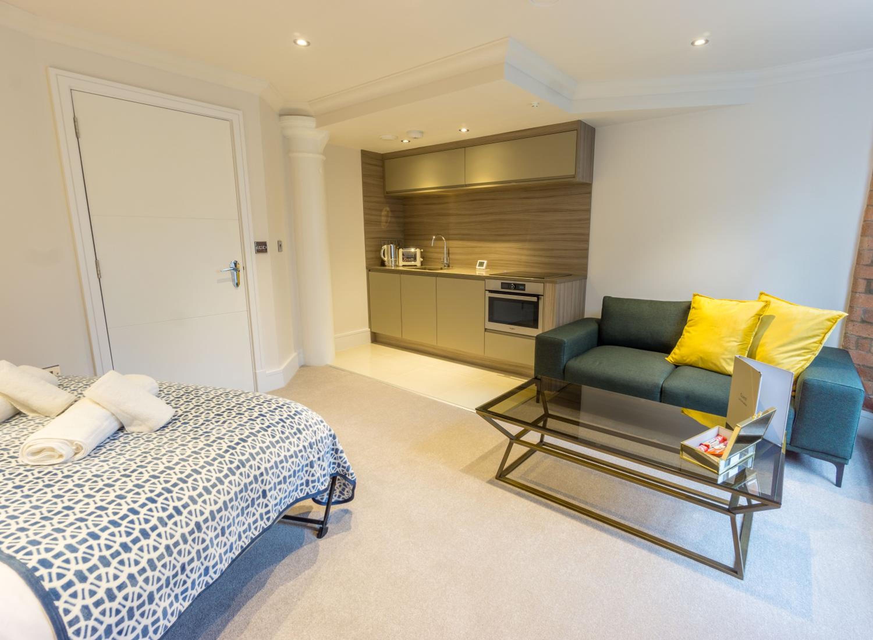 Riverside Studio Apartments Close To City Centre view 4