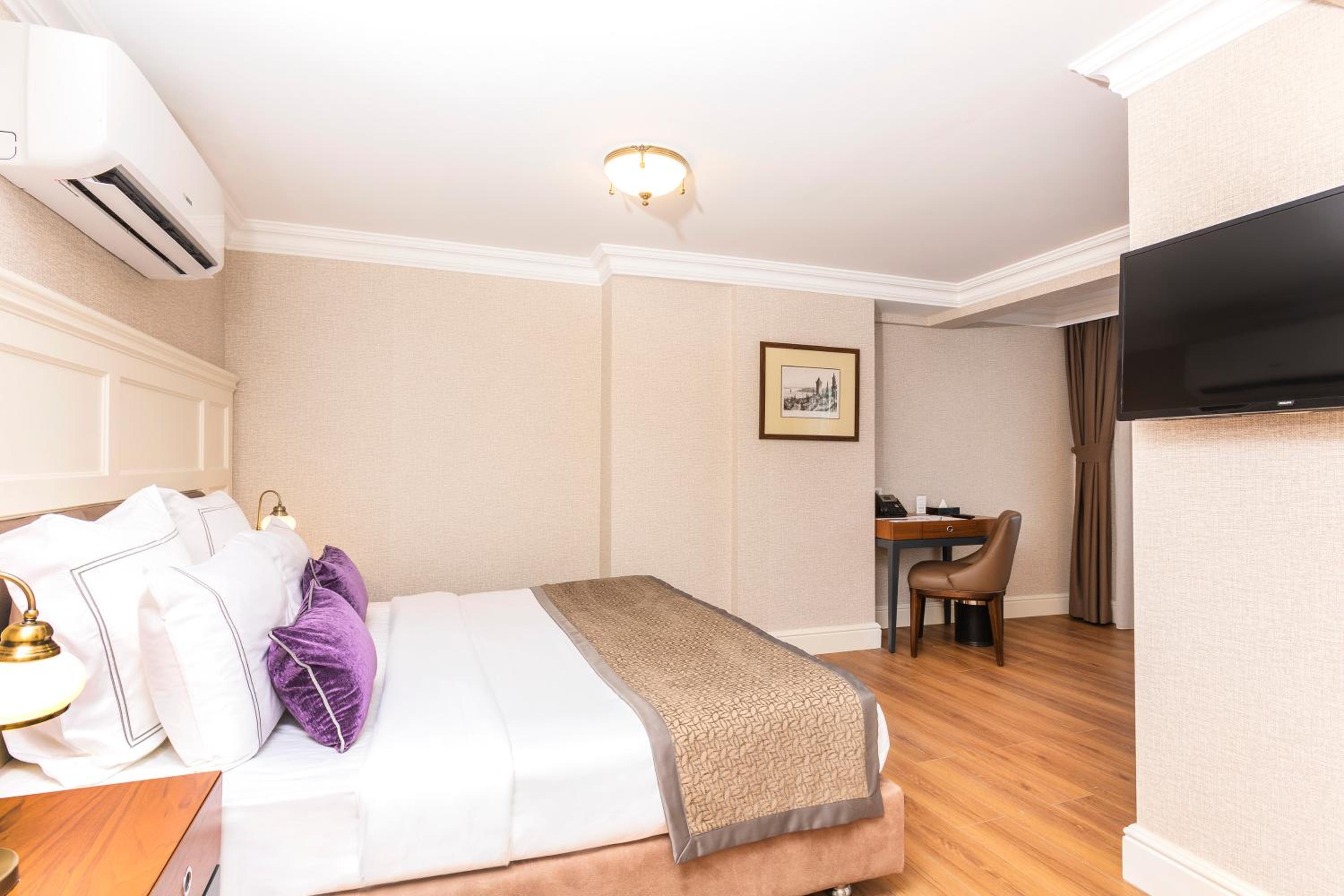 Meroddi La Porta Otel - Image 5