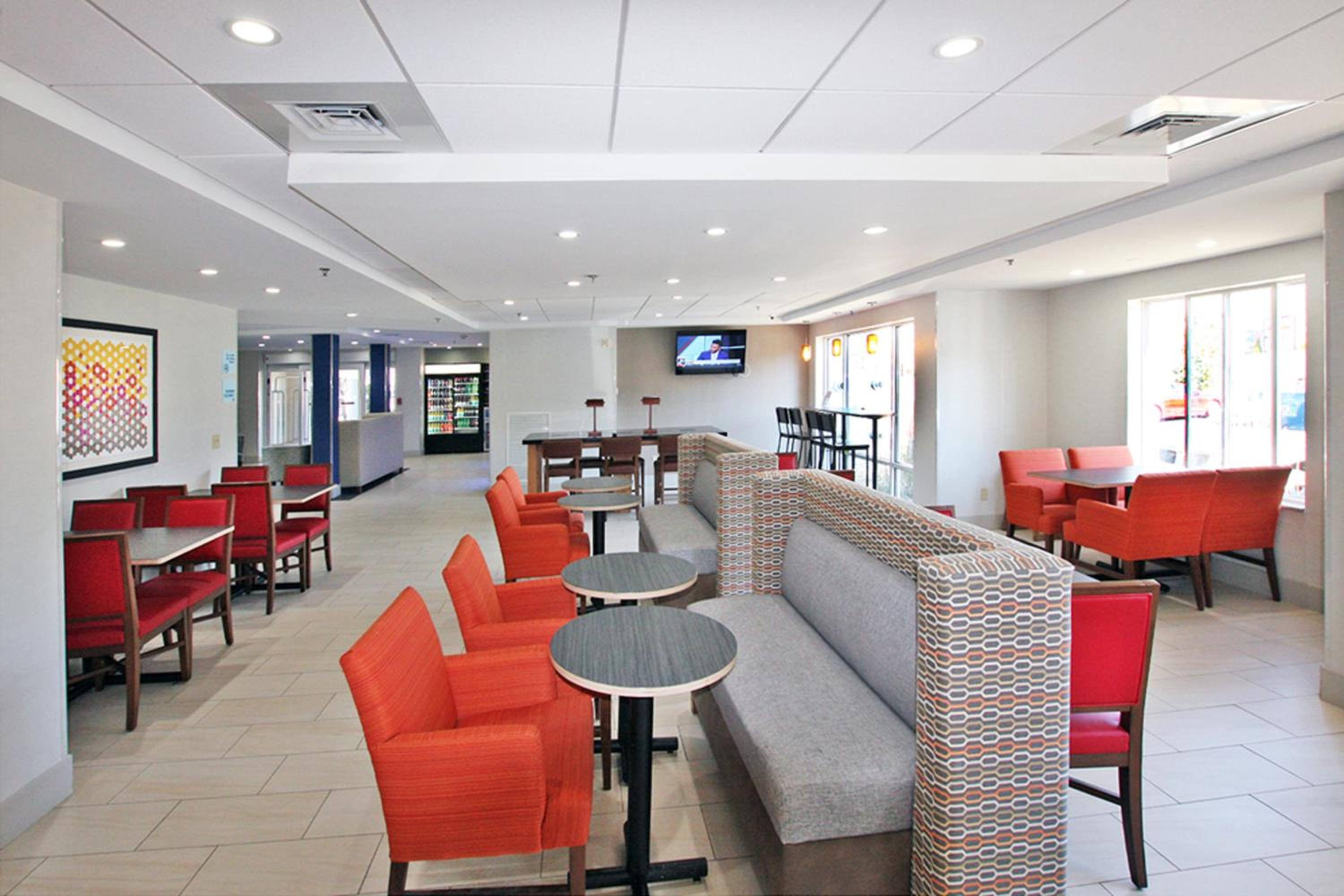 Holiday Inn Express Branford-New Haven, an IHG Hotel - Property Image 65
