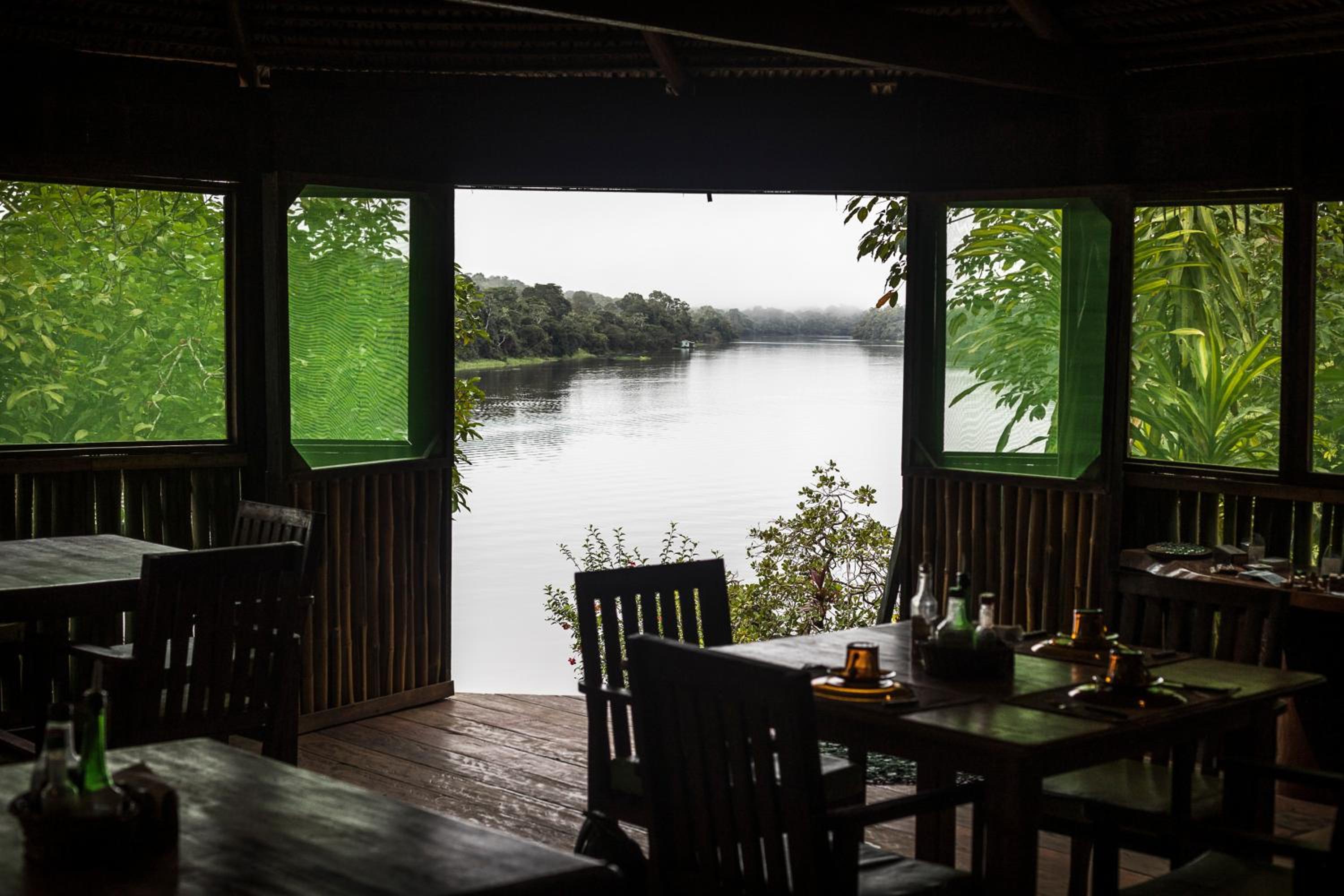 Dolphin Lodge