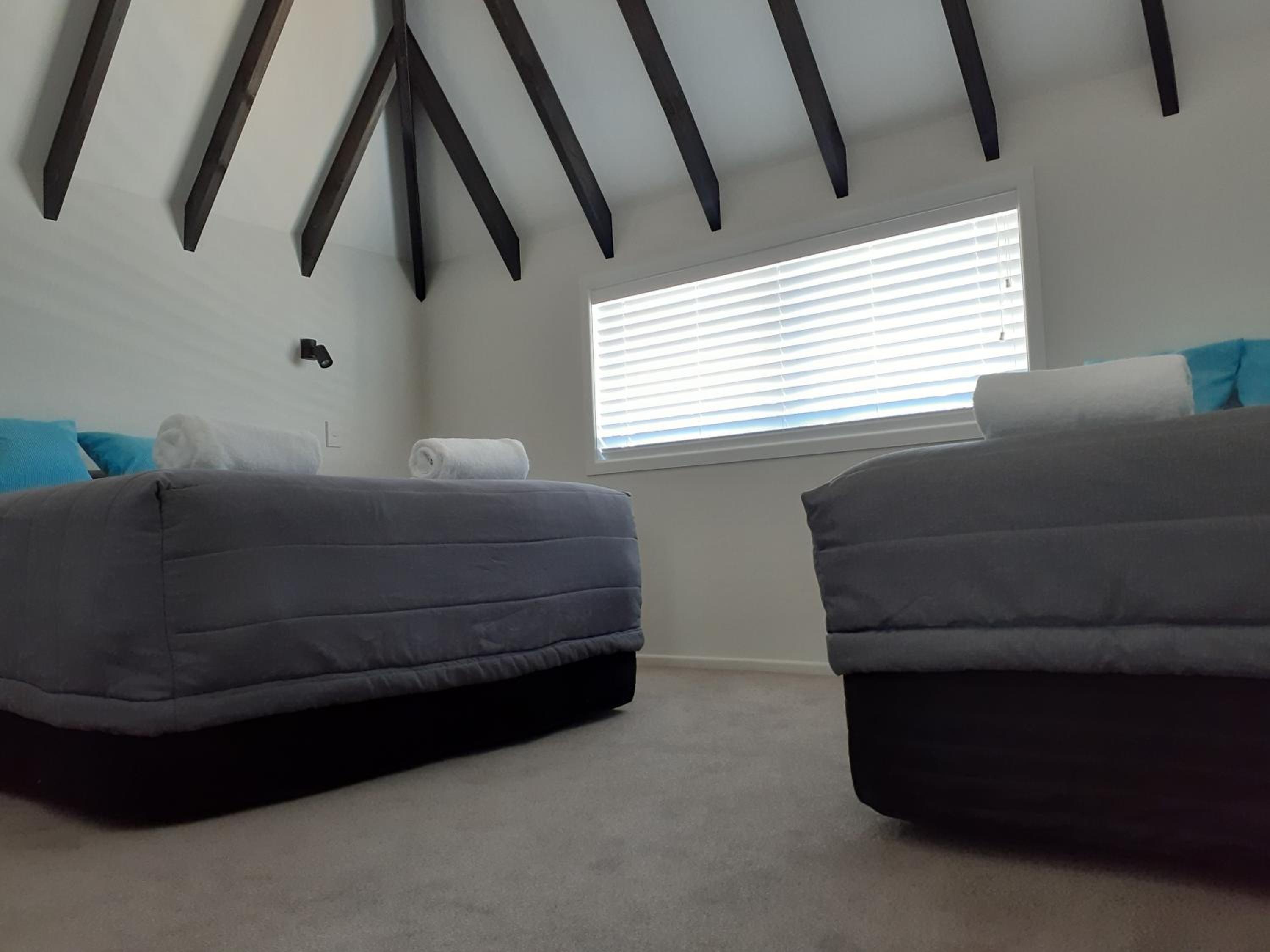 Featherston Motels And Camping