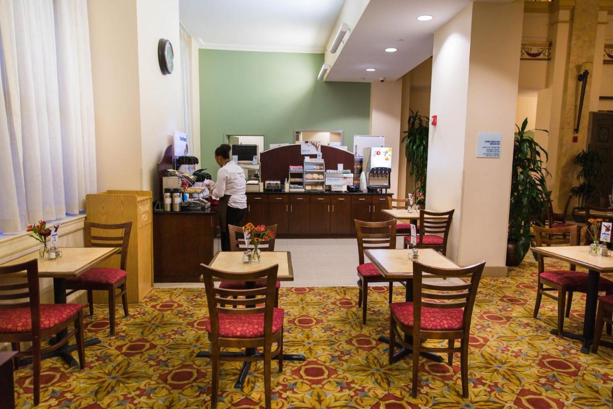 restaurant
