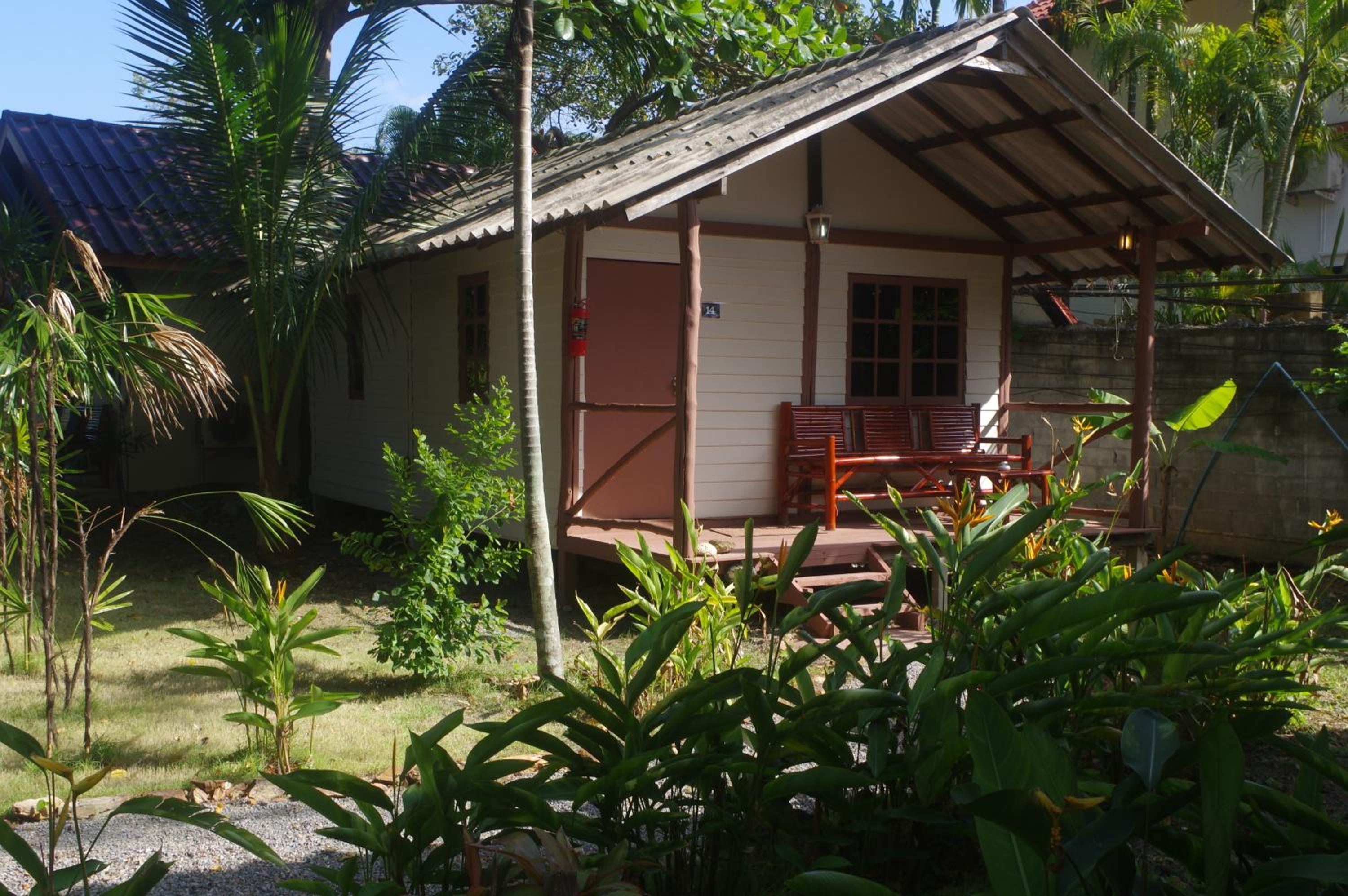 Thai House Beach Resort