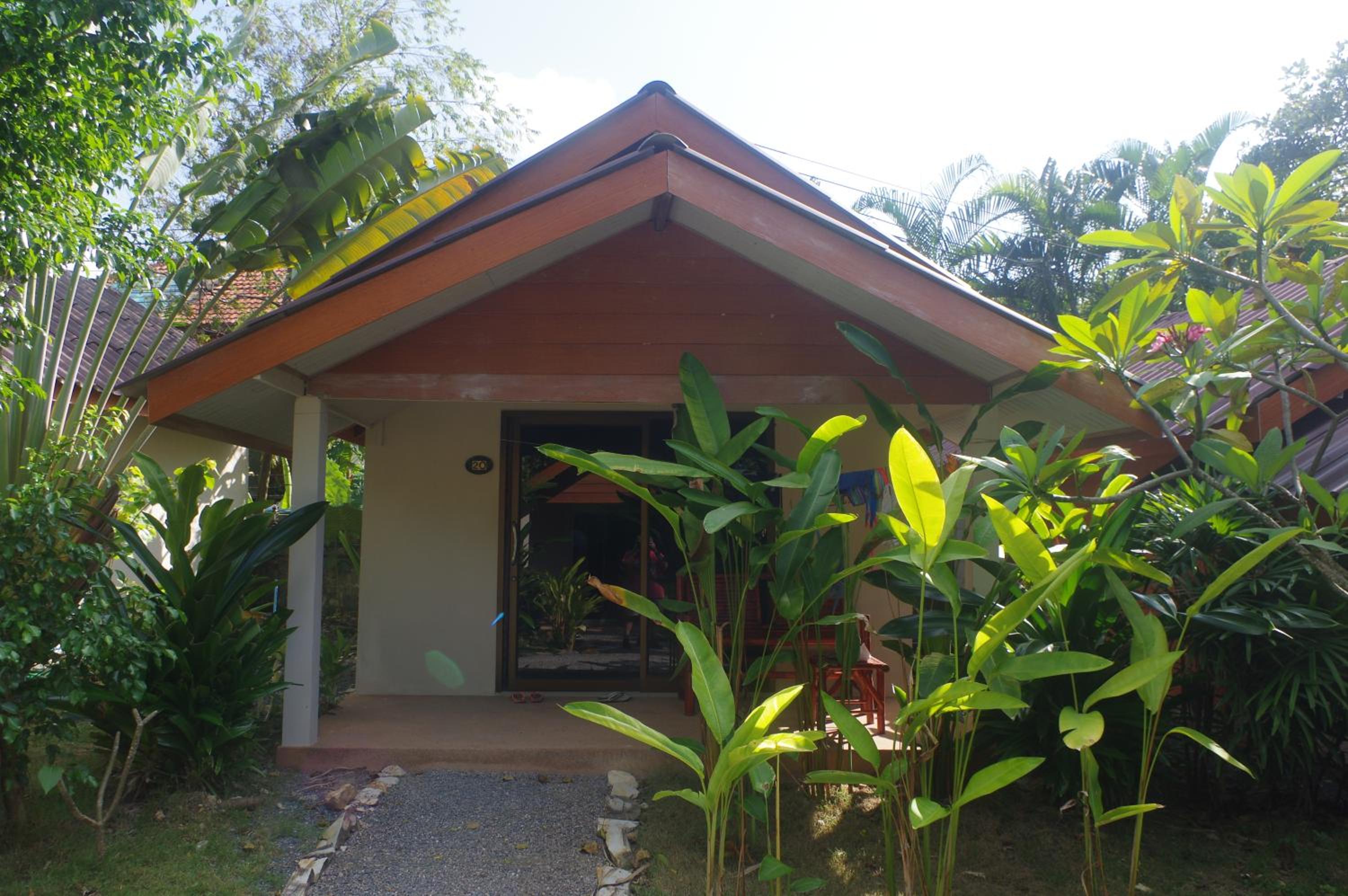 Thai House Beach Resort