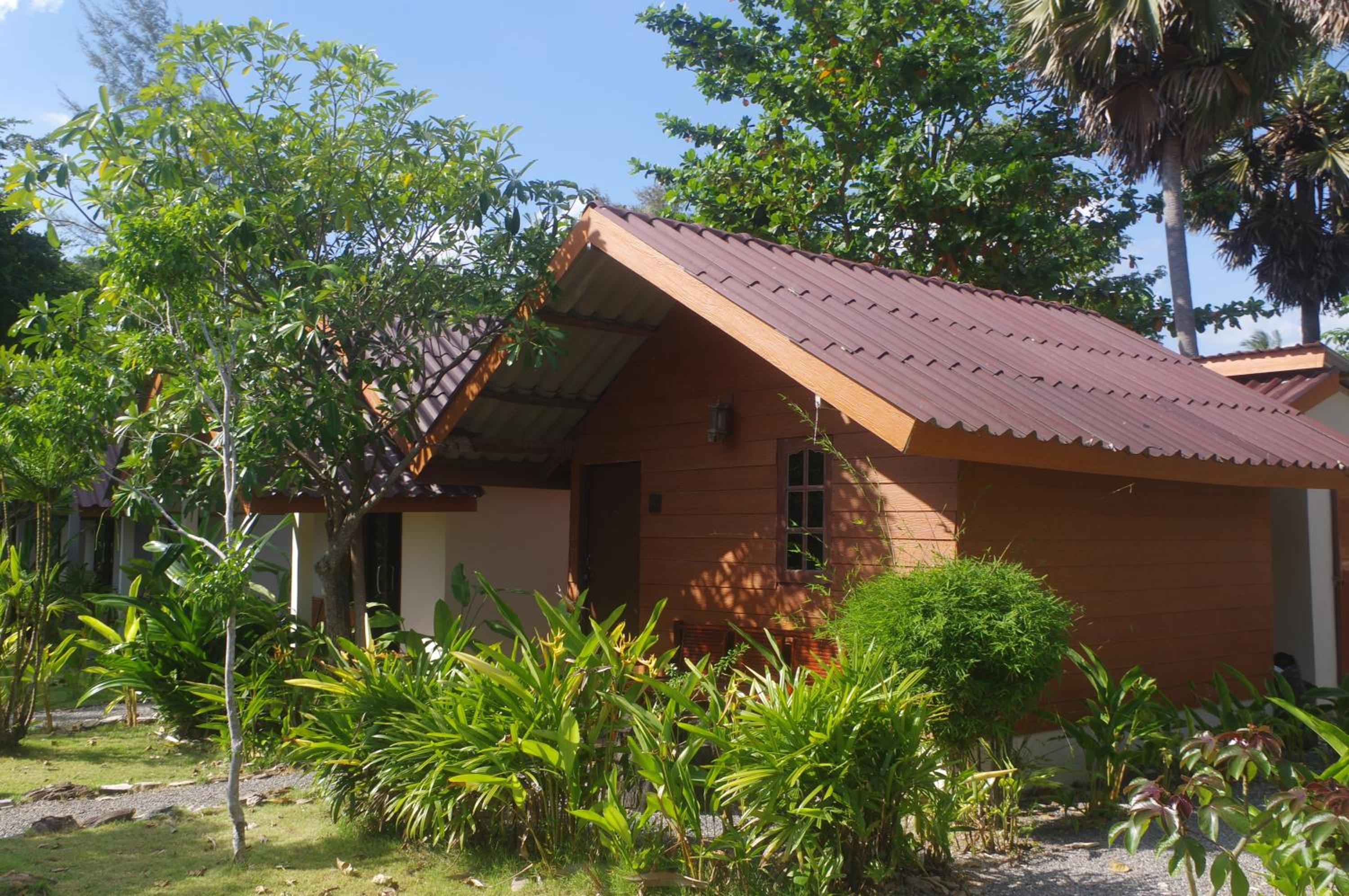 Thai House Beach Resort
