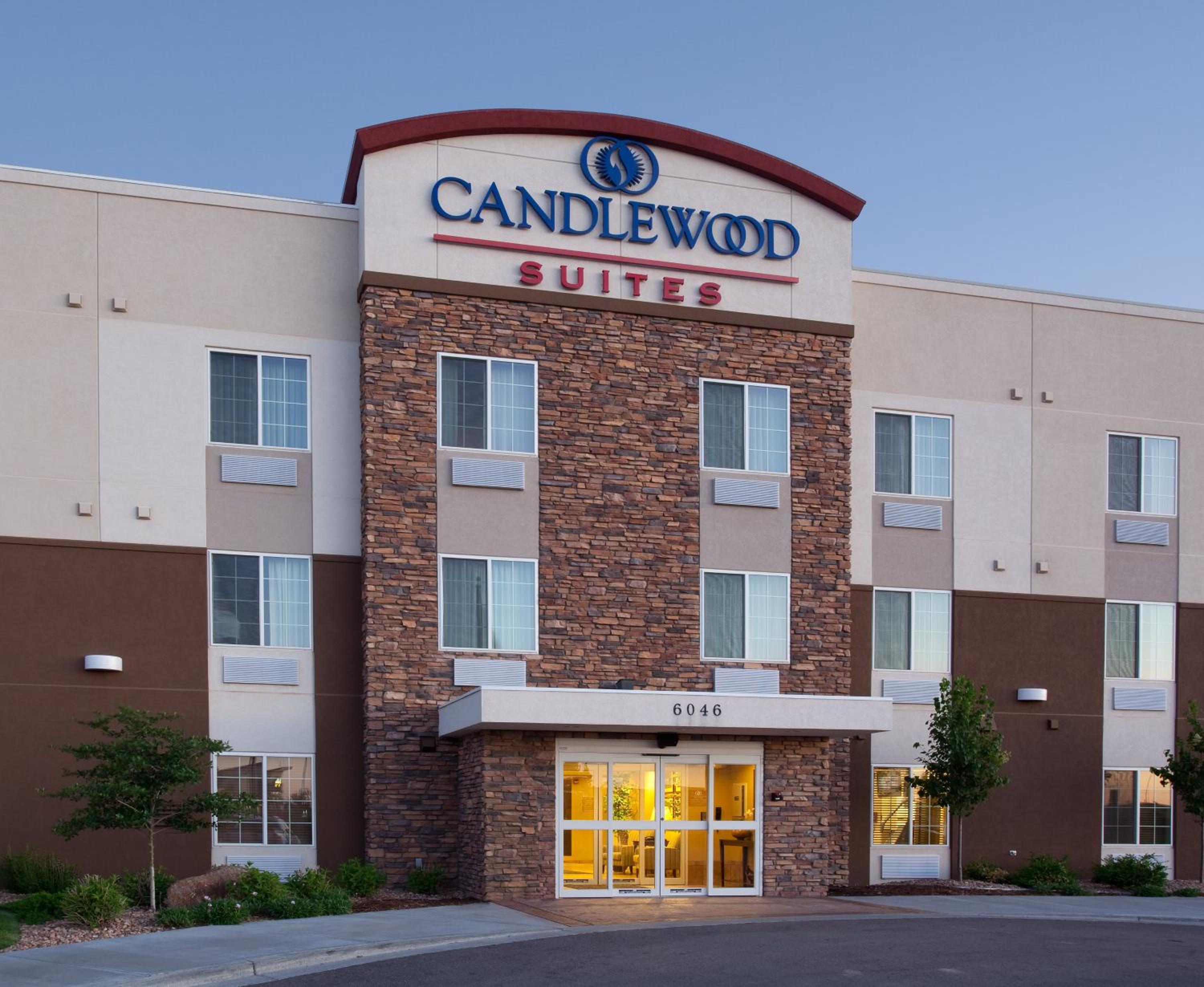 Hotel Candlewood Suites Loveland, an IHG Hotel - Image 1