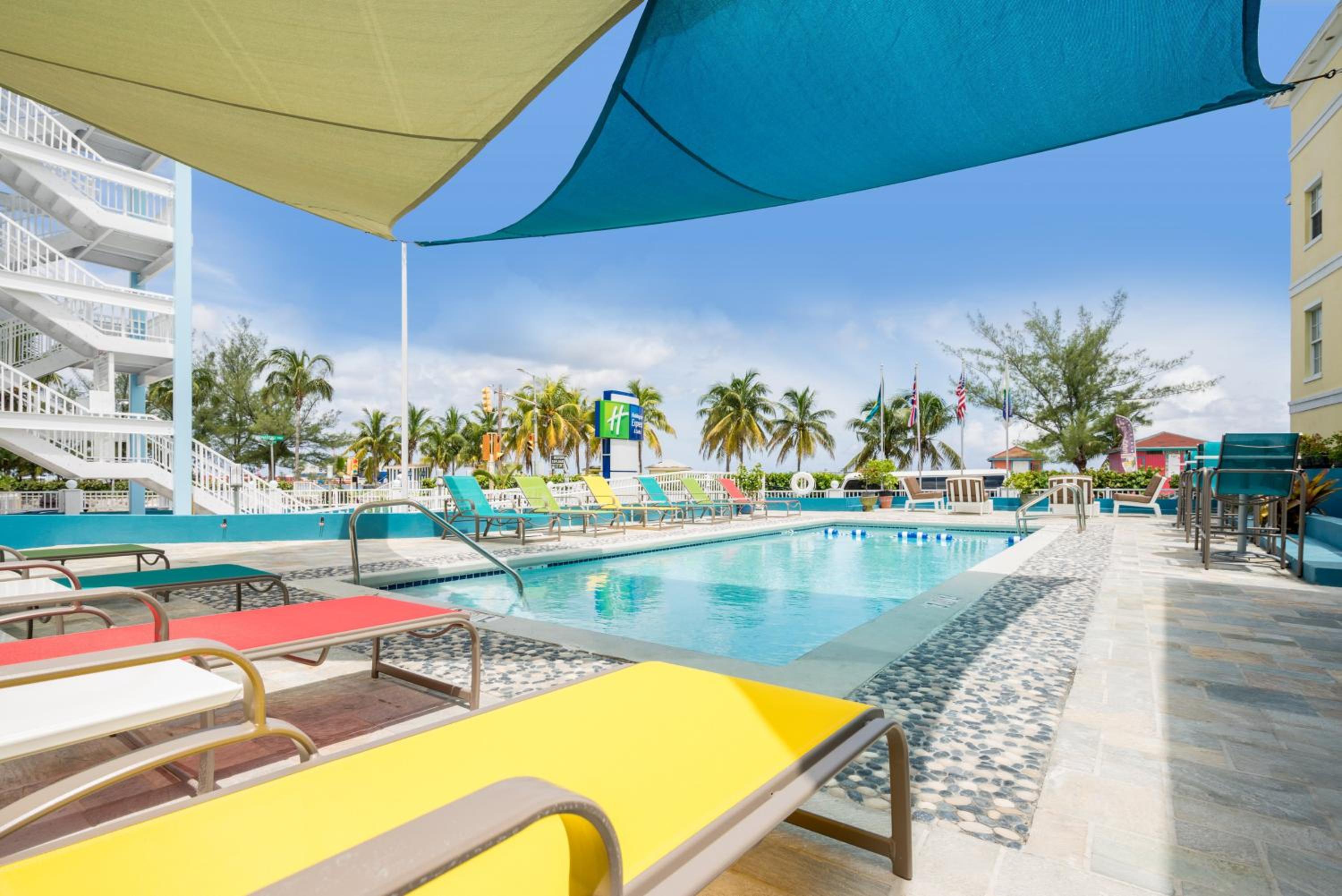Nassau - Paradise Island Vacations - Holiday Inn Express  Suites Nassau, an IHG Hotel - Property Image 5