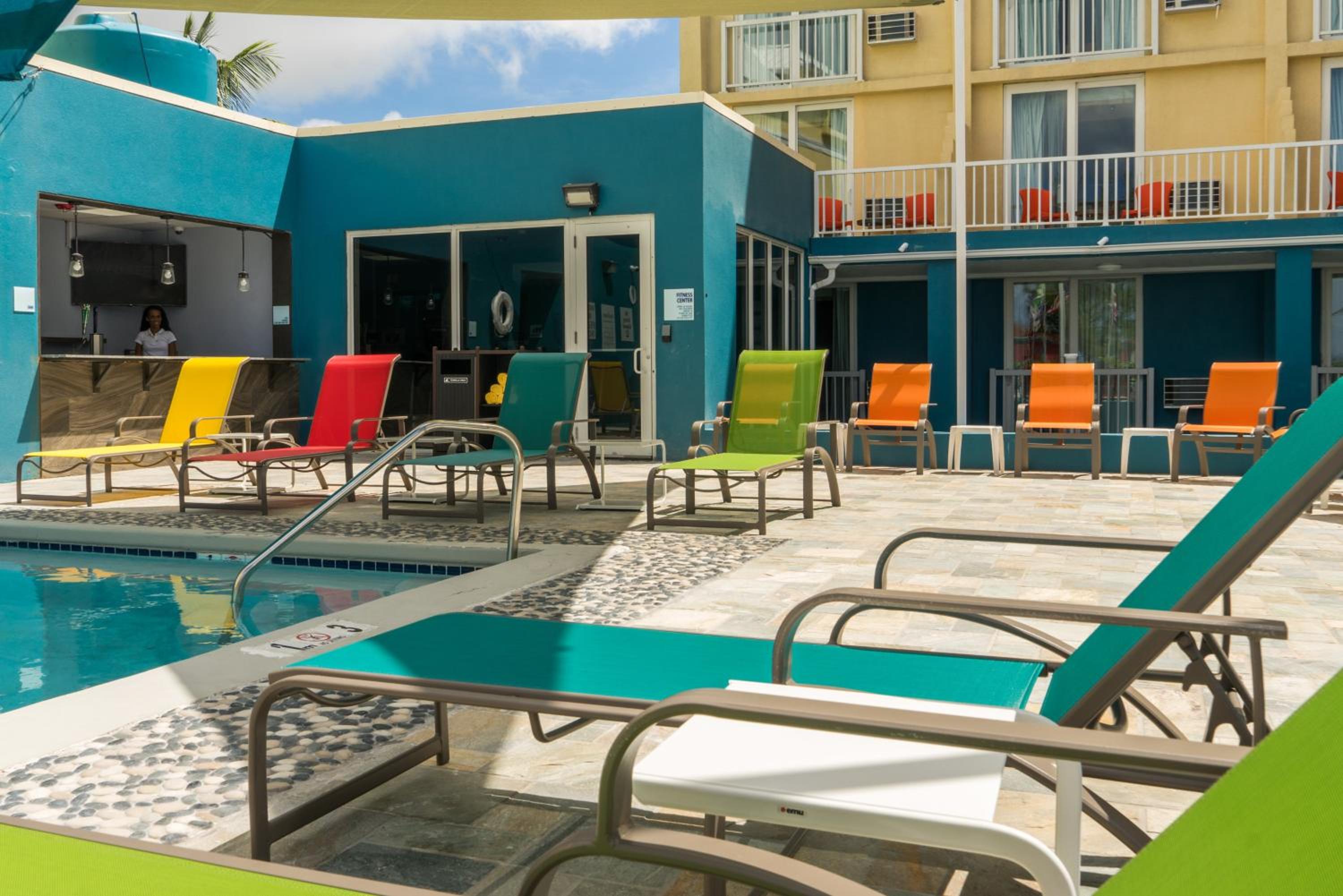 Nassau - Paradise Island Vacations - Holiday Inn Express  Suites Nassau, an IHG Hotel - Property Image 11