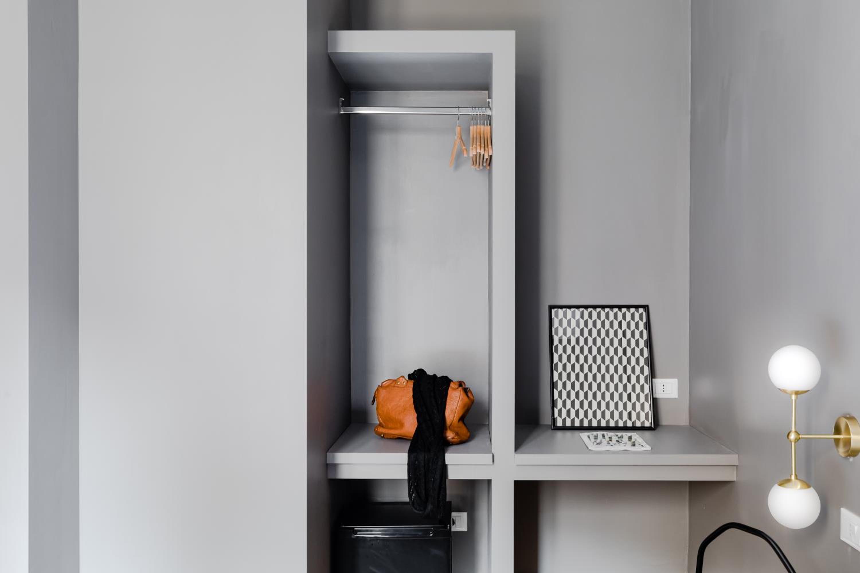 Suites by Chloe en Rome — hotel room