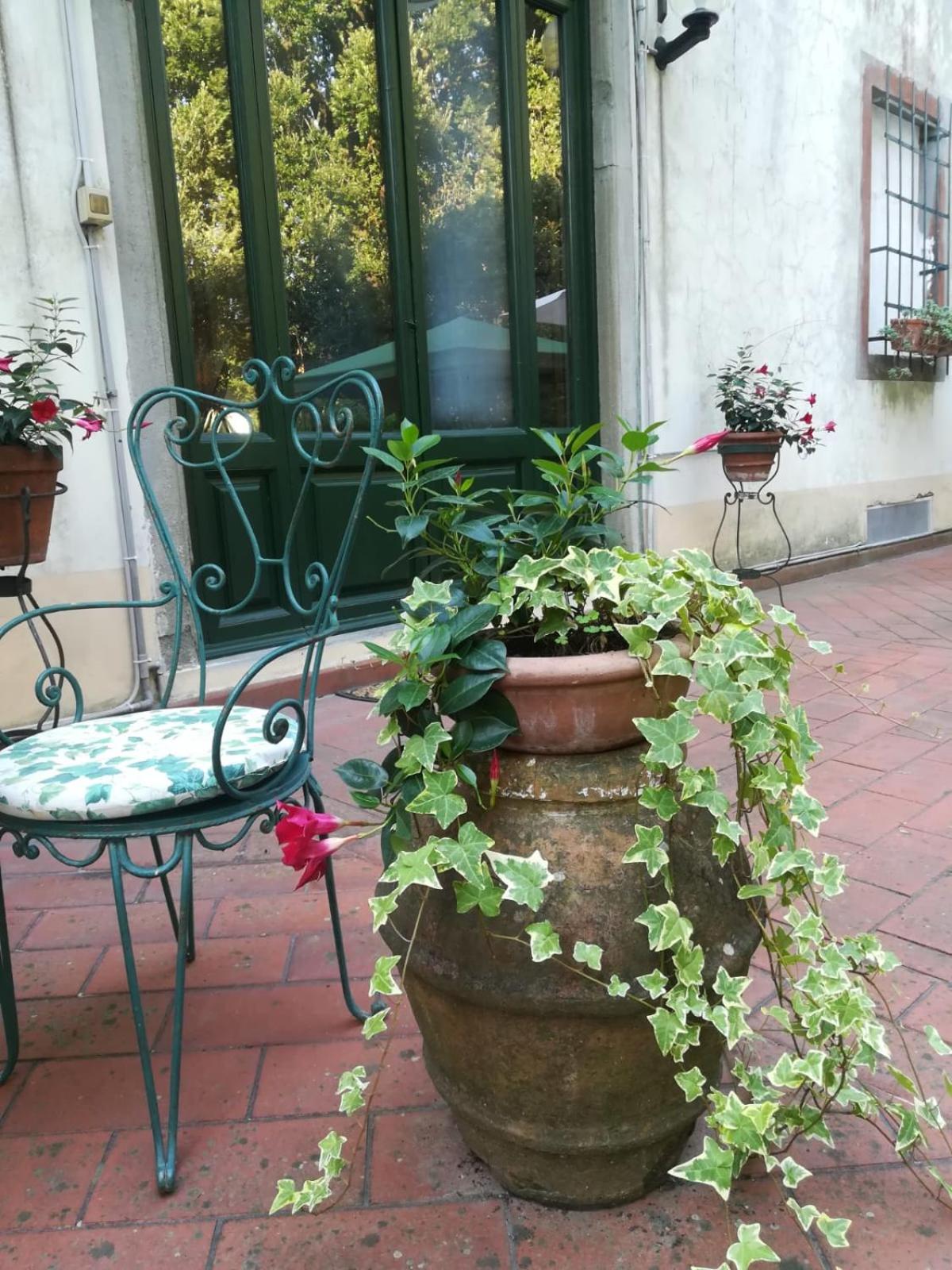 Villa La Dogana B&B di Charme - Historic Villa with a beautiful garden - private parking - Image 5