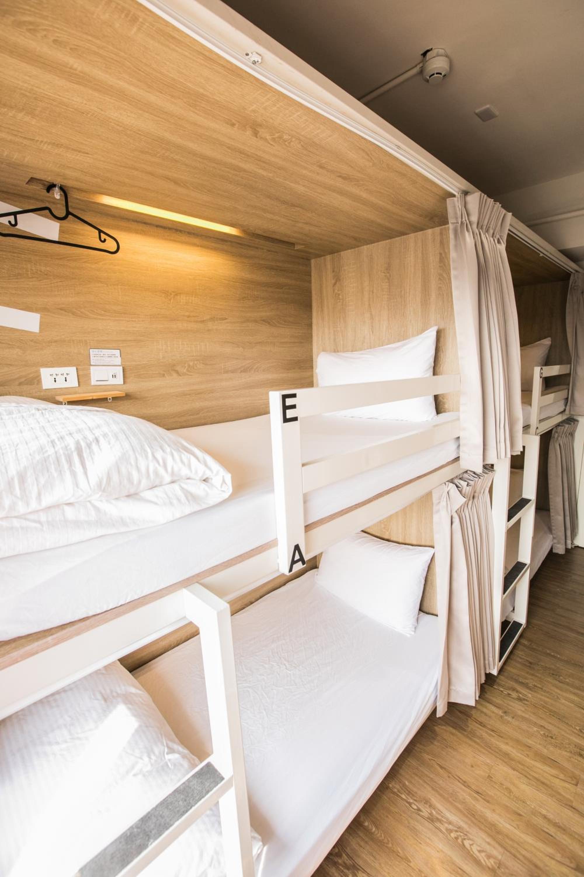 Paper Plane Hostel