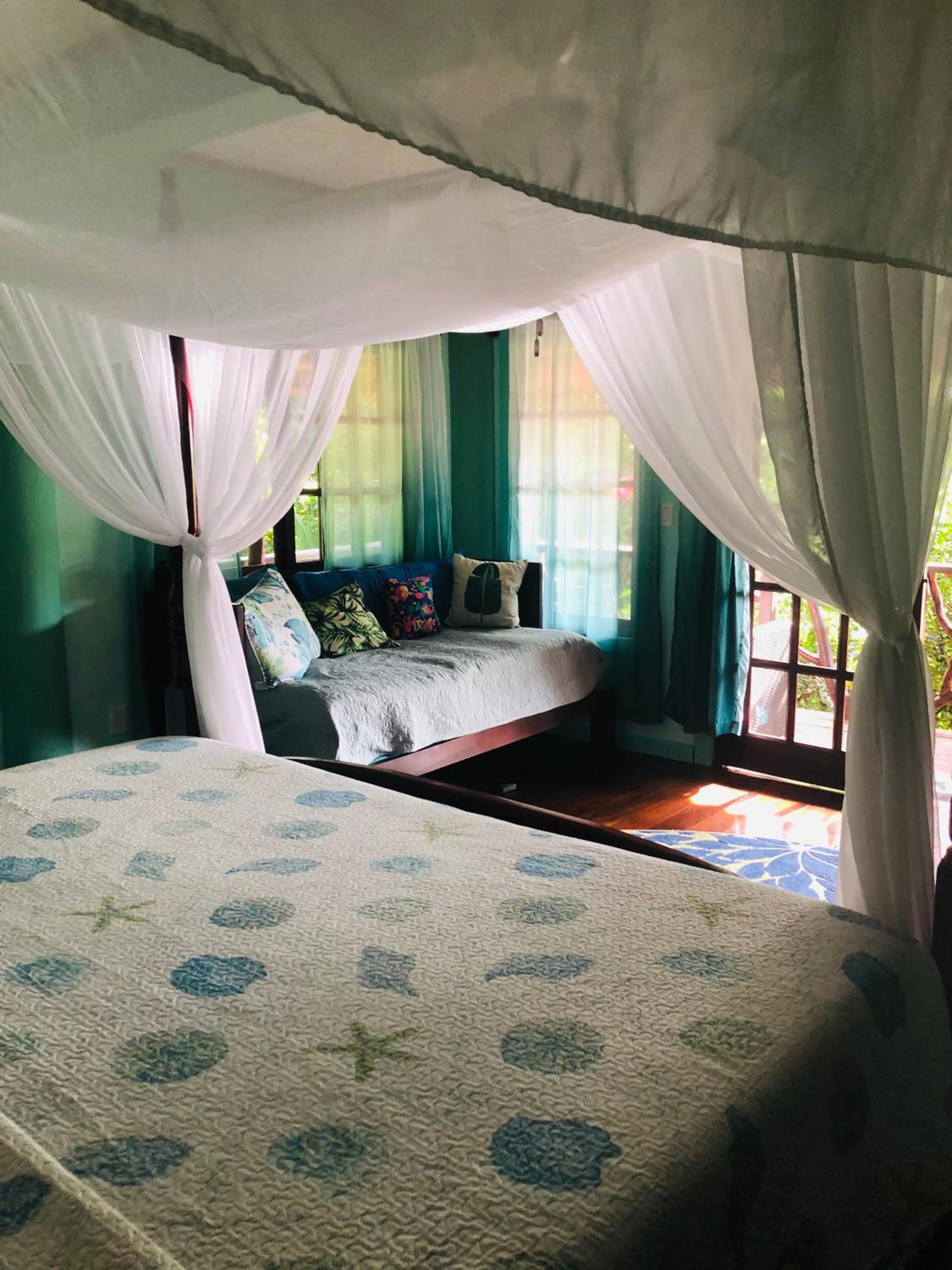 Dolphin Bay Hideaway