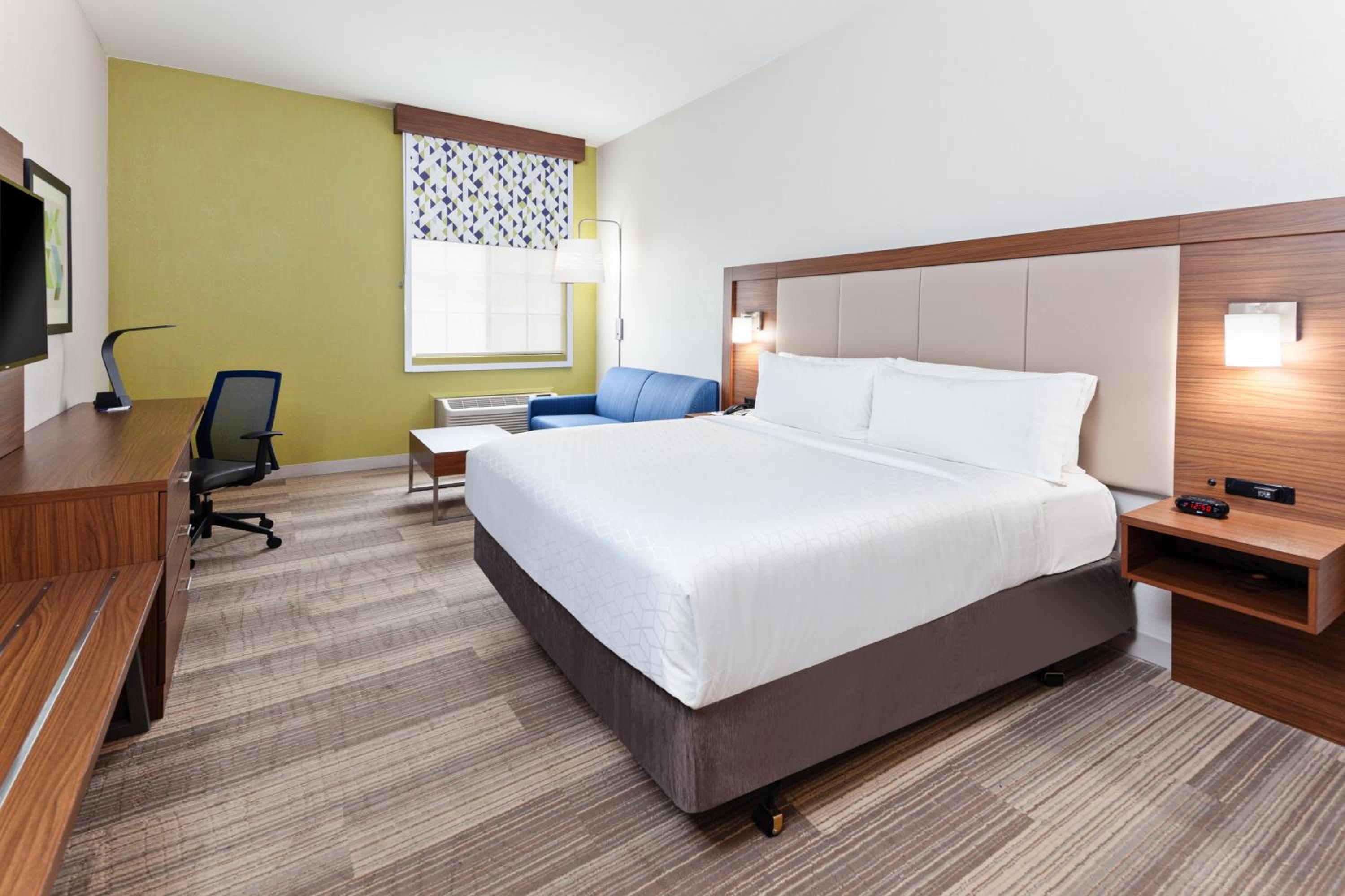 Holiday Inn Express Mira Mesa San Diego, an IHG Hotel - Property Image 12