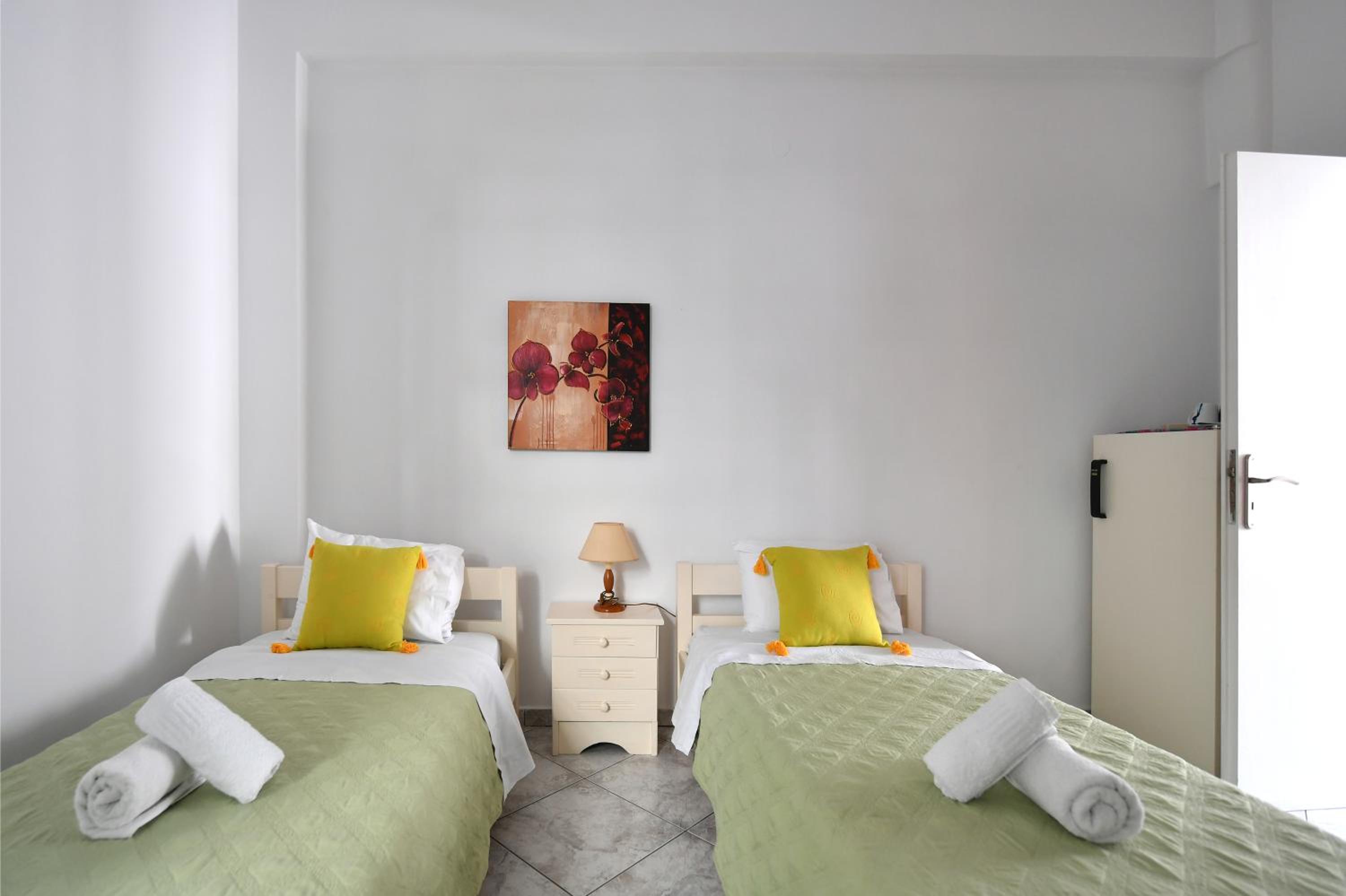 White Rooms Paros photo 4