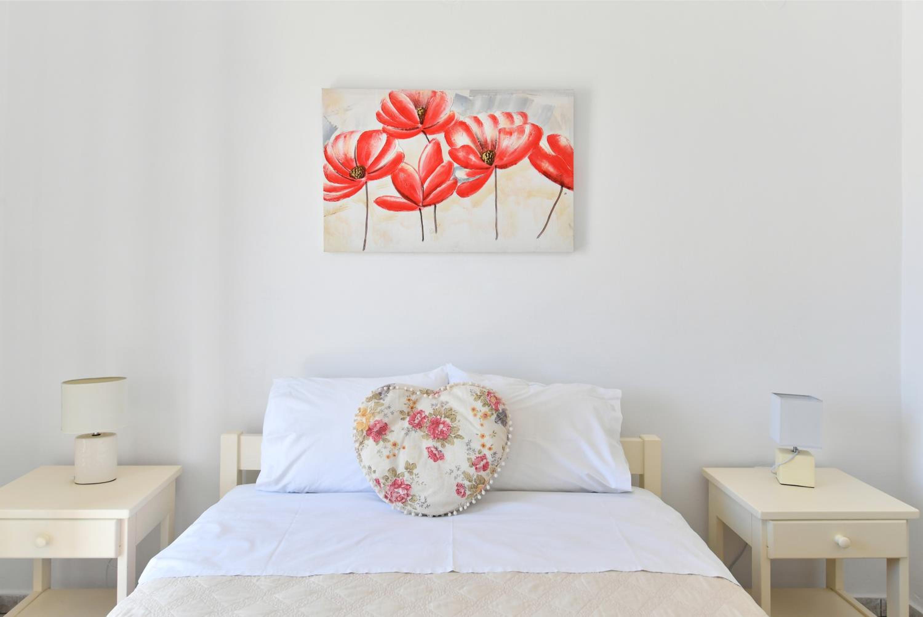 White Rooms Paros photo 3