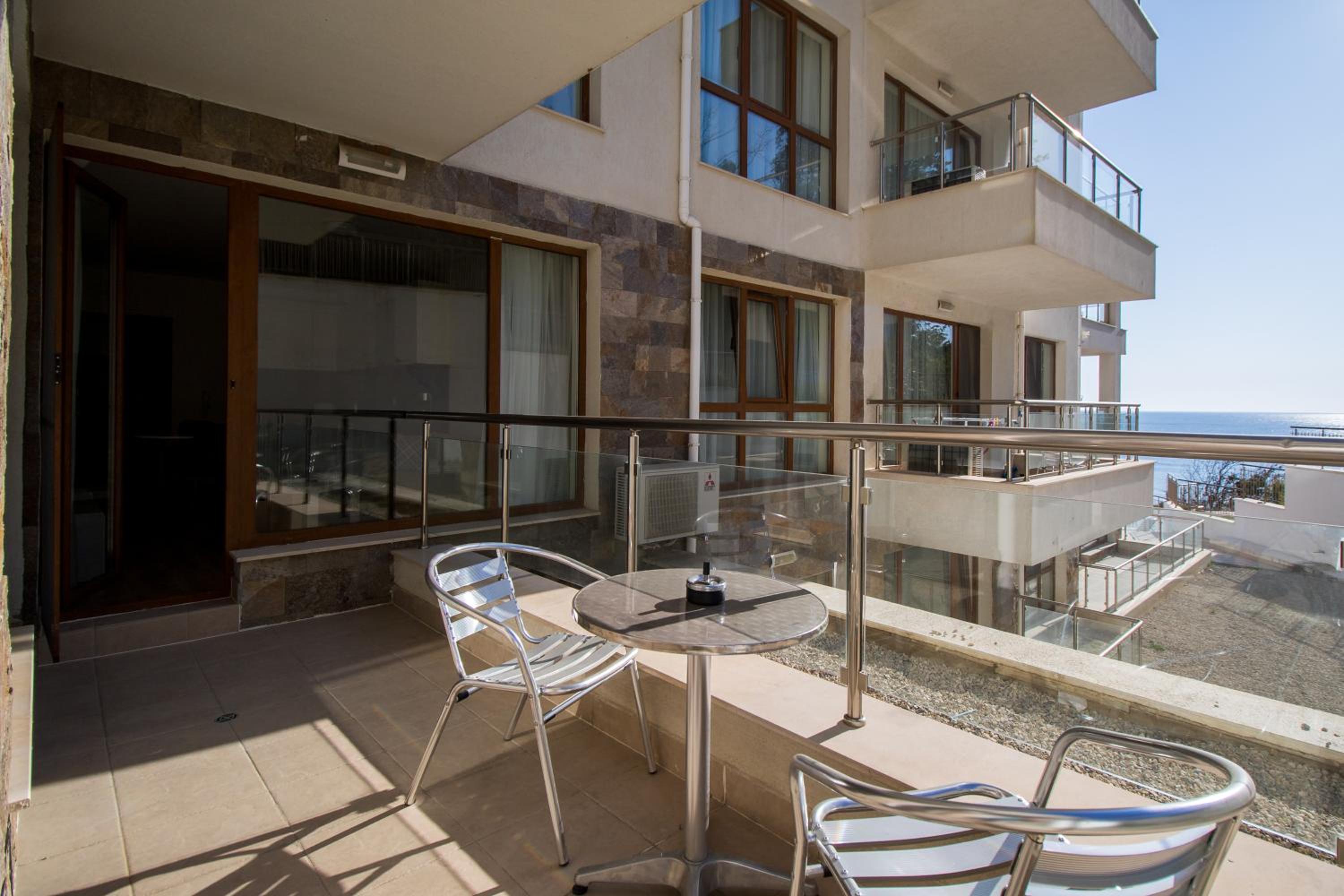 By The Cliffs apartments