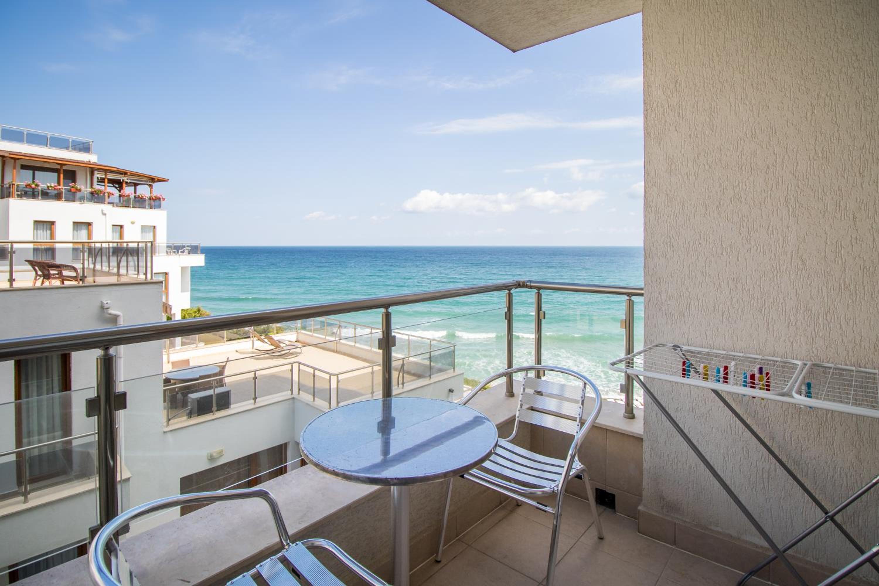 By The Cliffs apartments