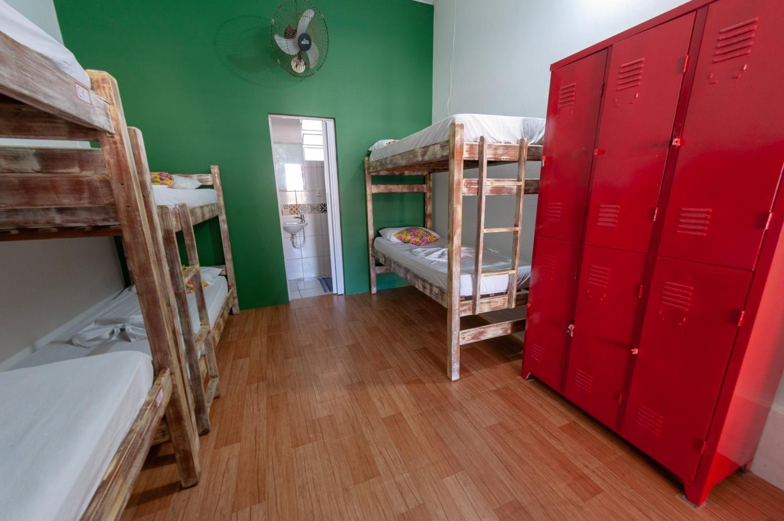 Hostel Barra