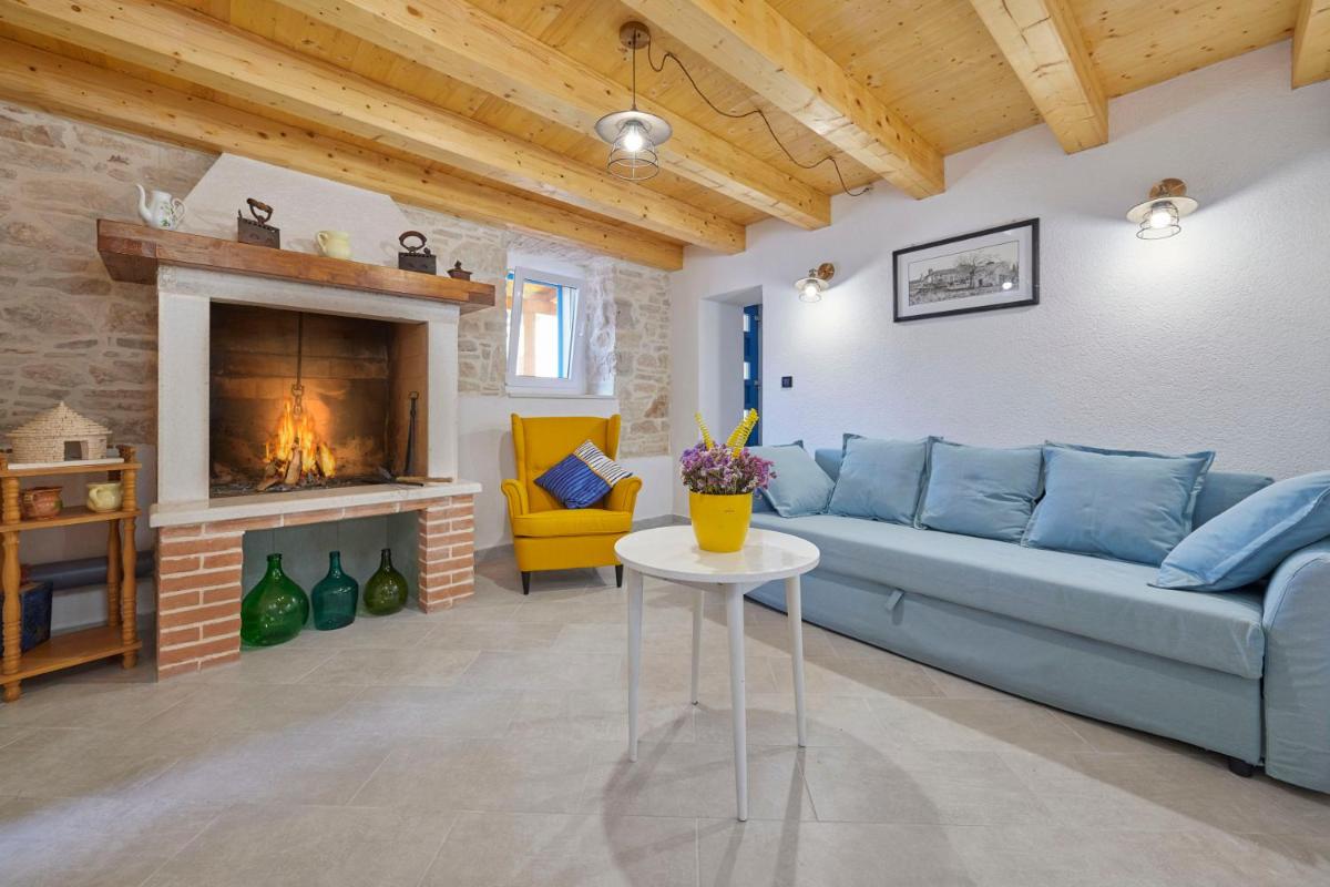 Hotel Old Stone Villa With Whirlpool And Sauna