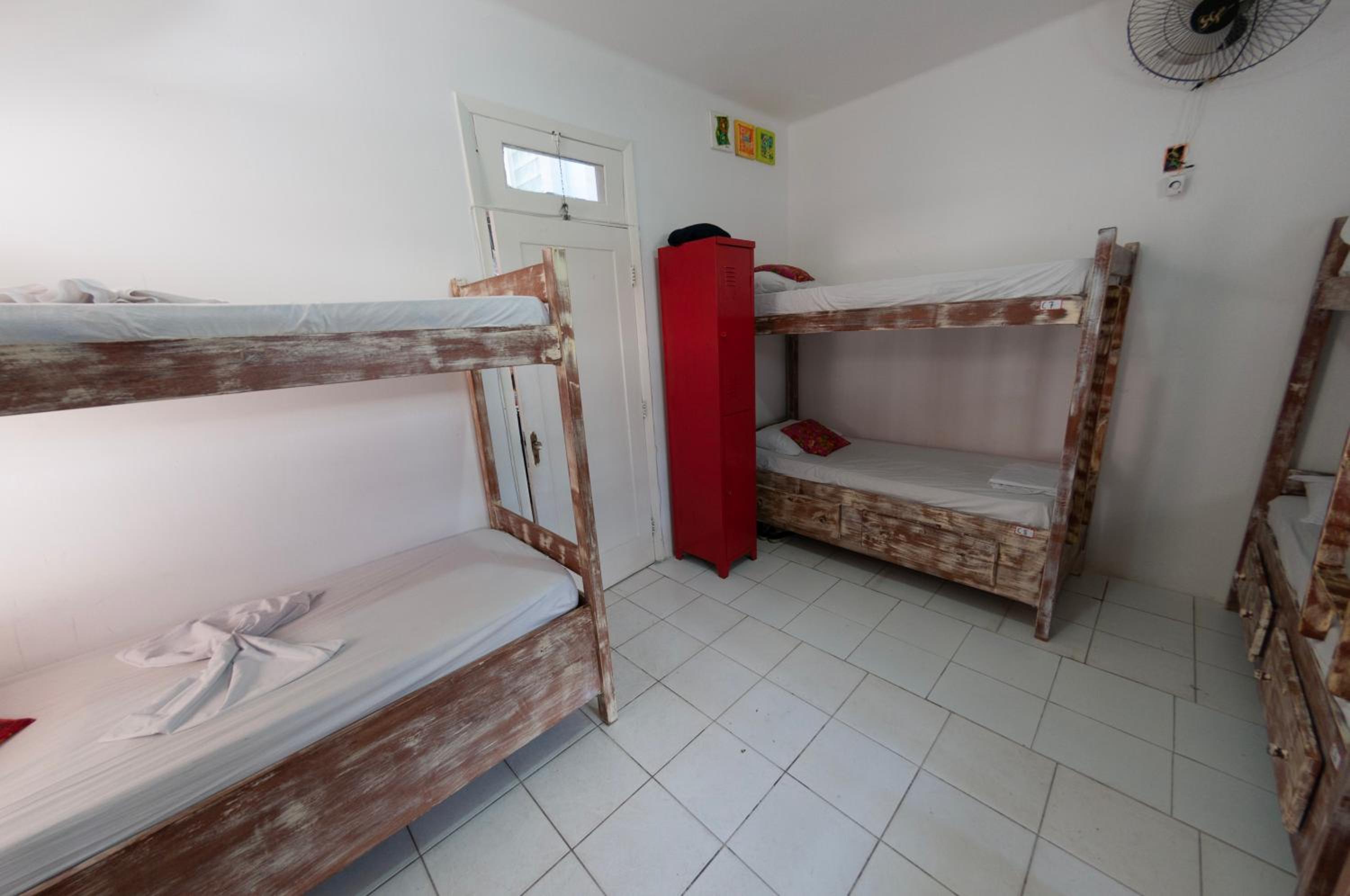 Hostel Barra
