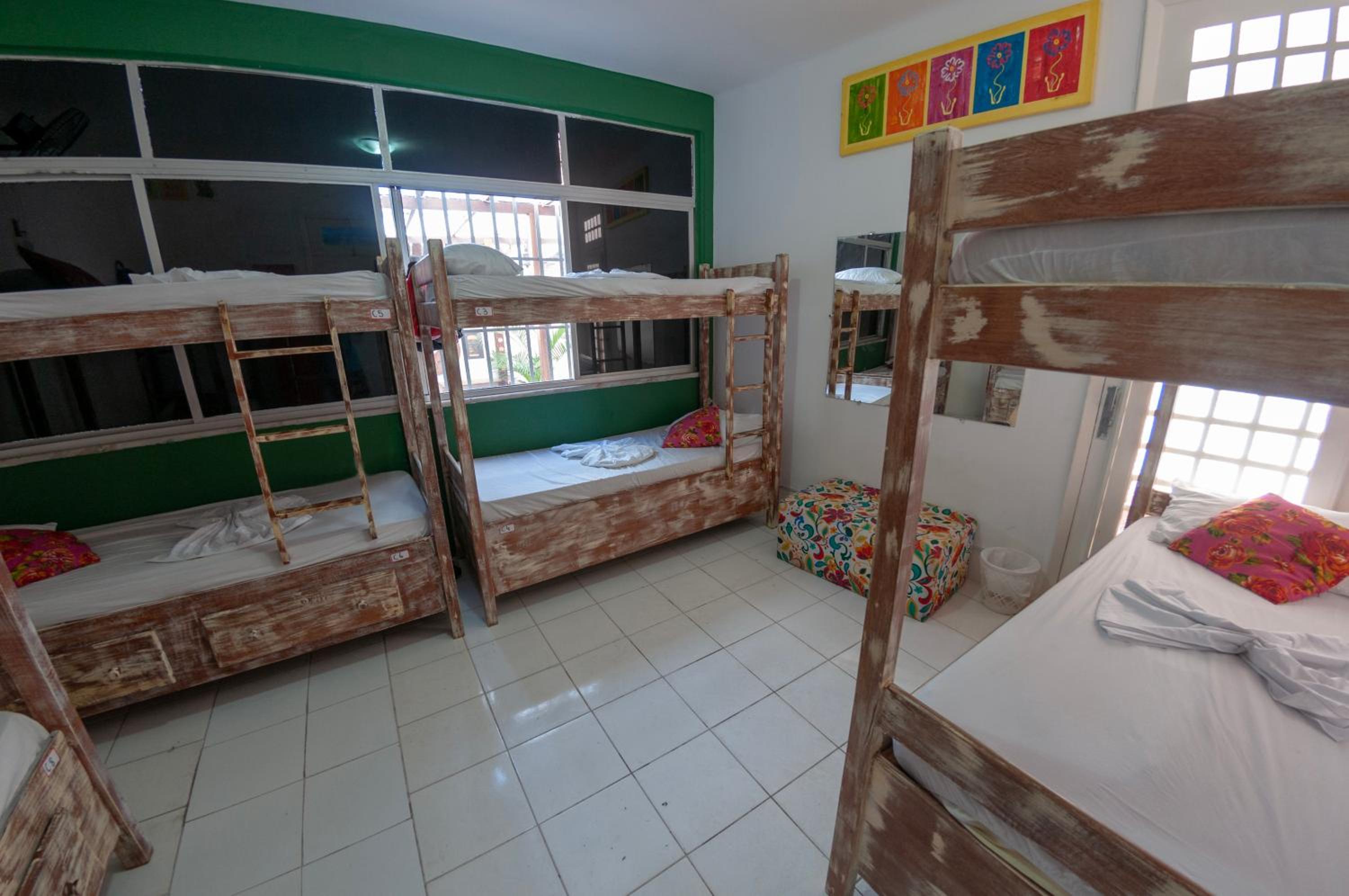 Hostel Barra