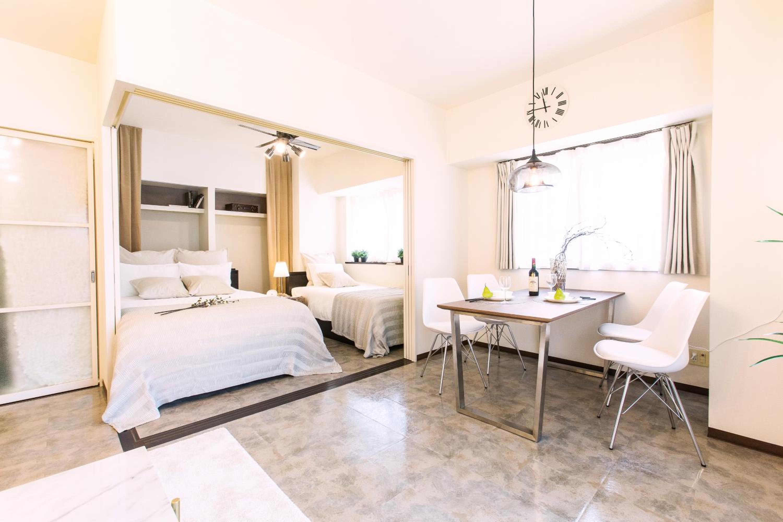 City Hotel Namba Suites