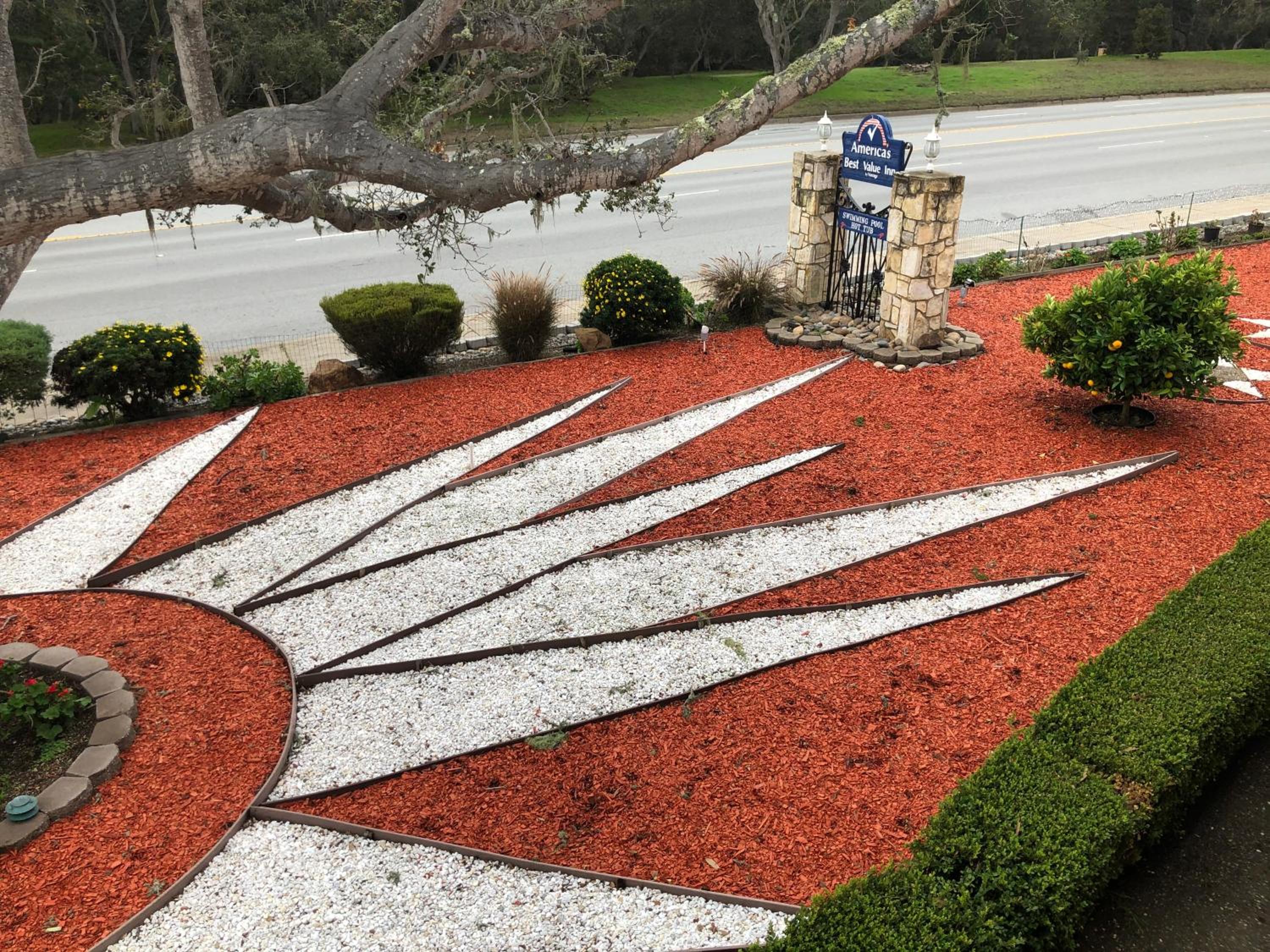 Monterey Vacations - Americas Best Value Presidents Inn on Munras - Property Image 26