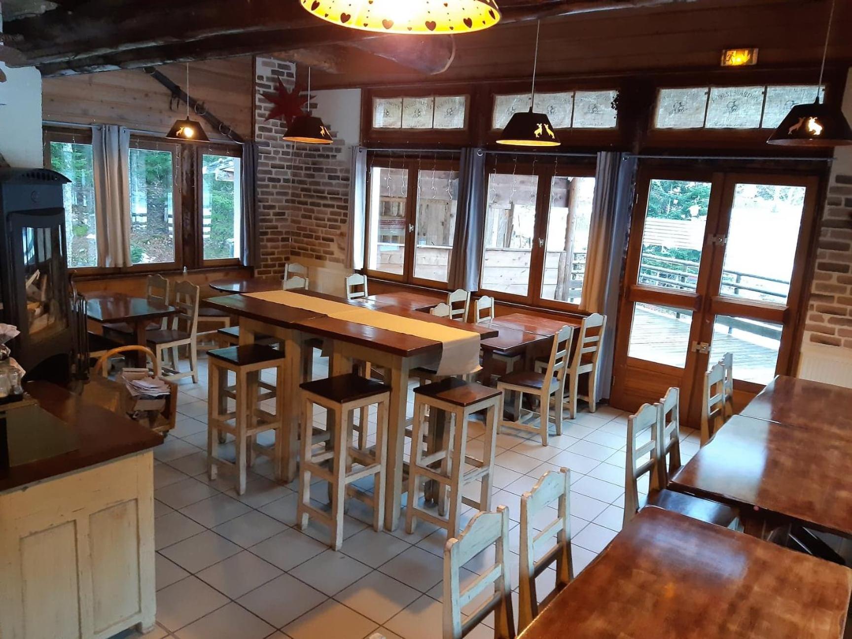 restaurant