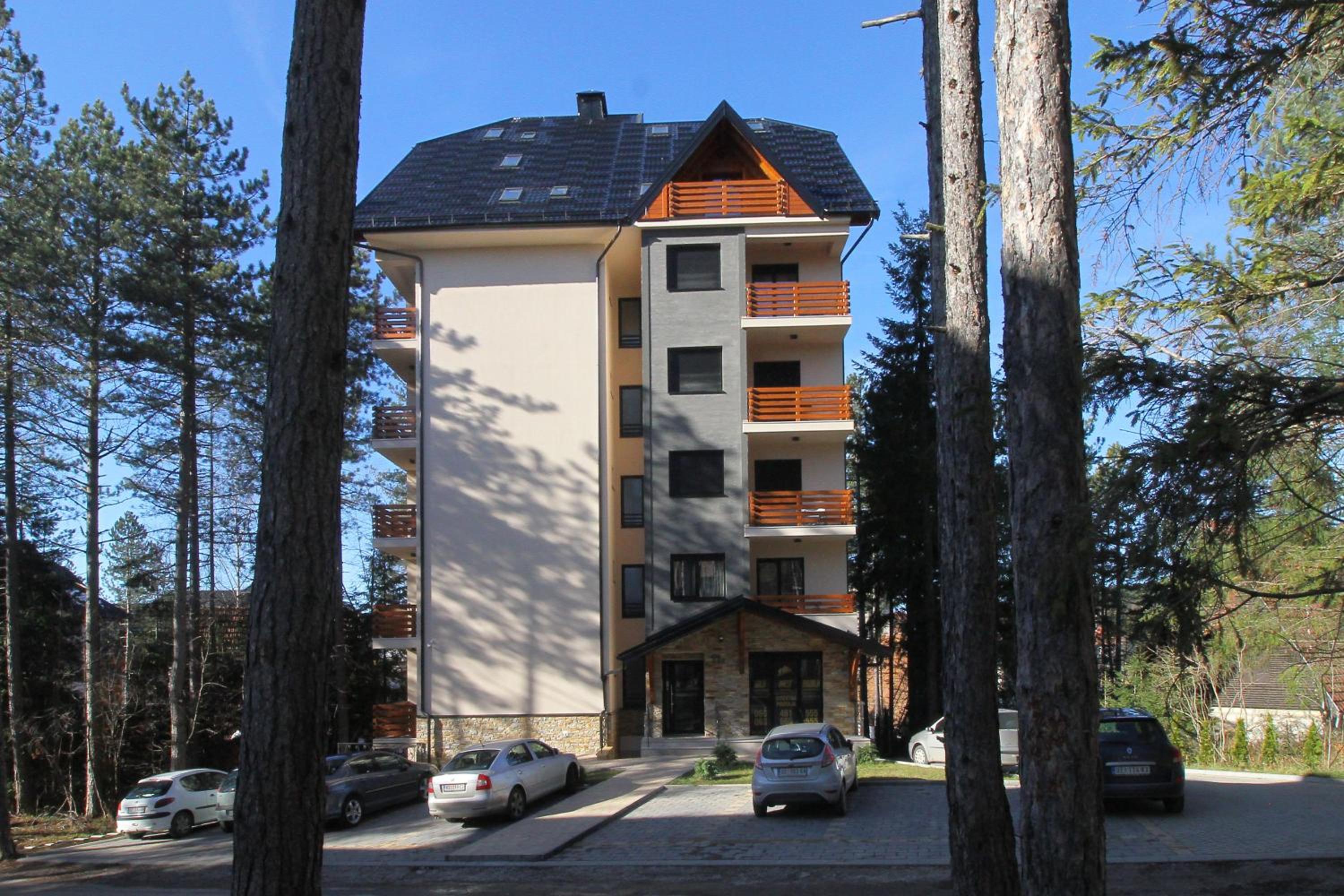 Photo 6
