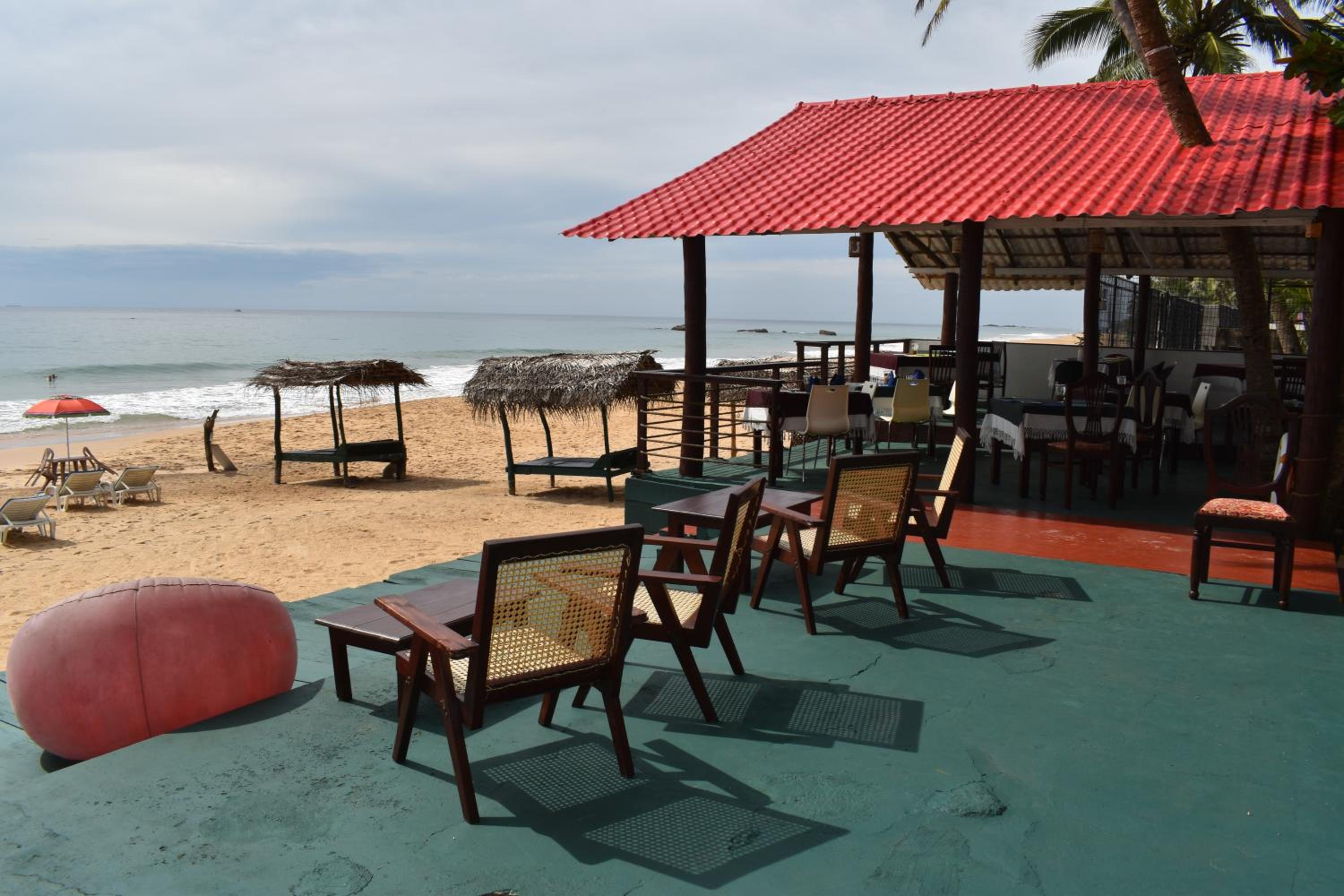 Whitepearl Beach view 2
