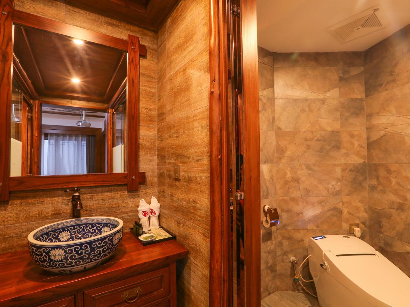 Lee's Boutique Resort & Including free breakfast and free pick-up service