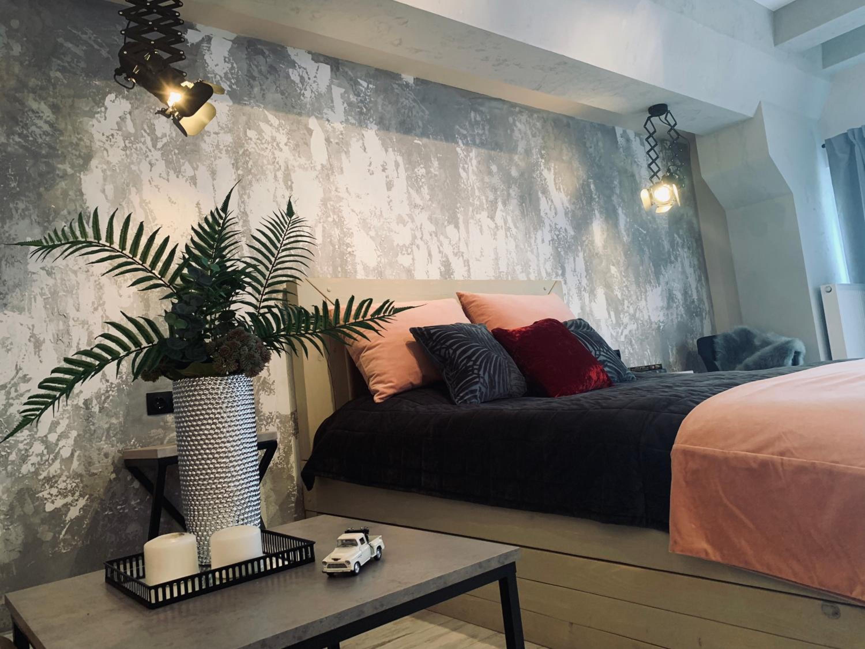 Studio lux Loft on Victory street in the City Center view 3