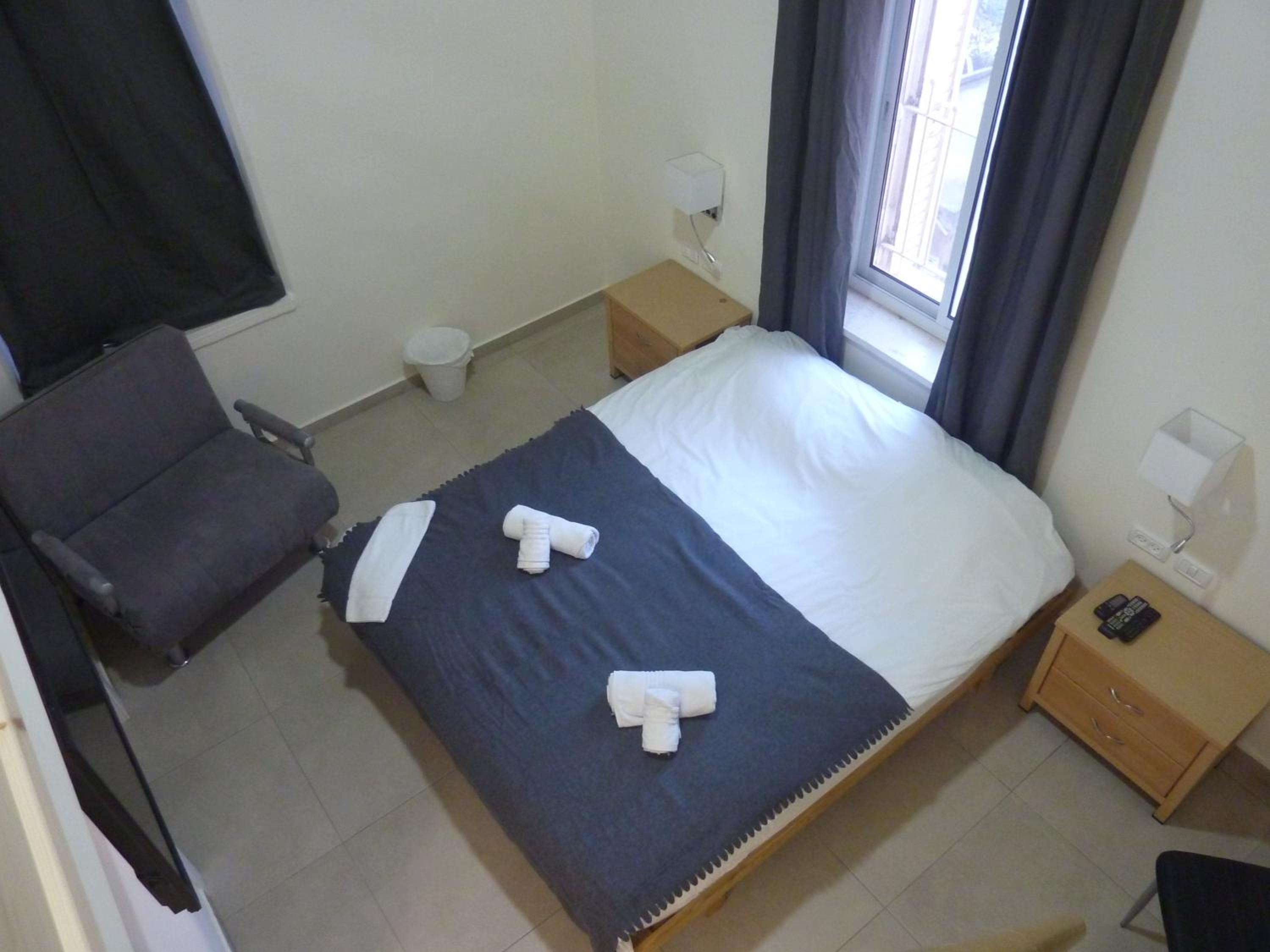 Photo 25