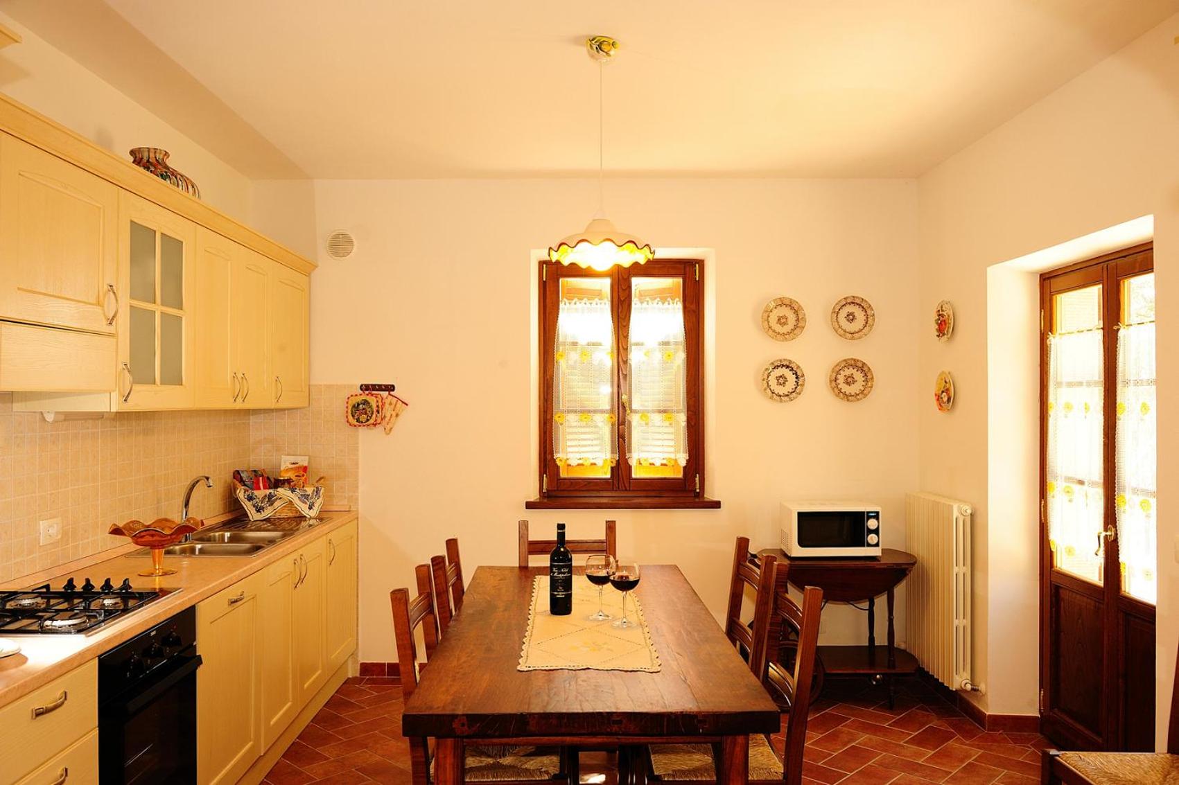 Photo 32