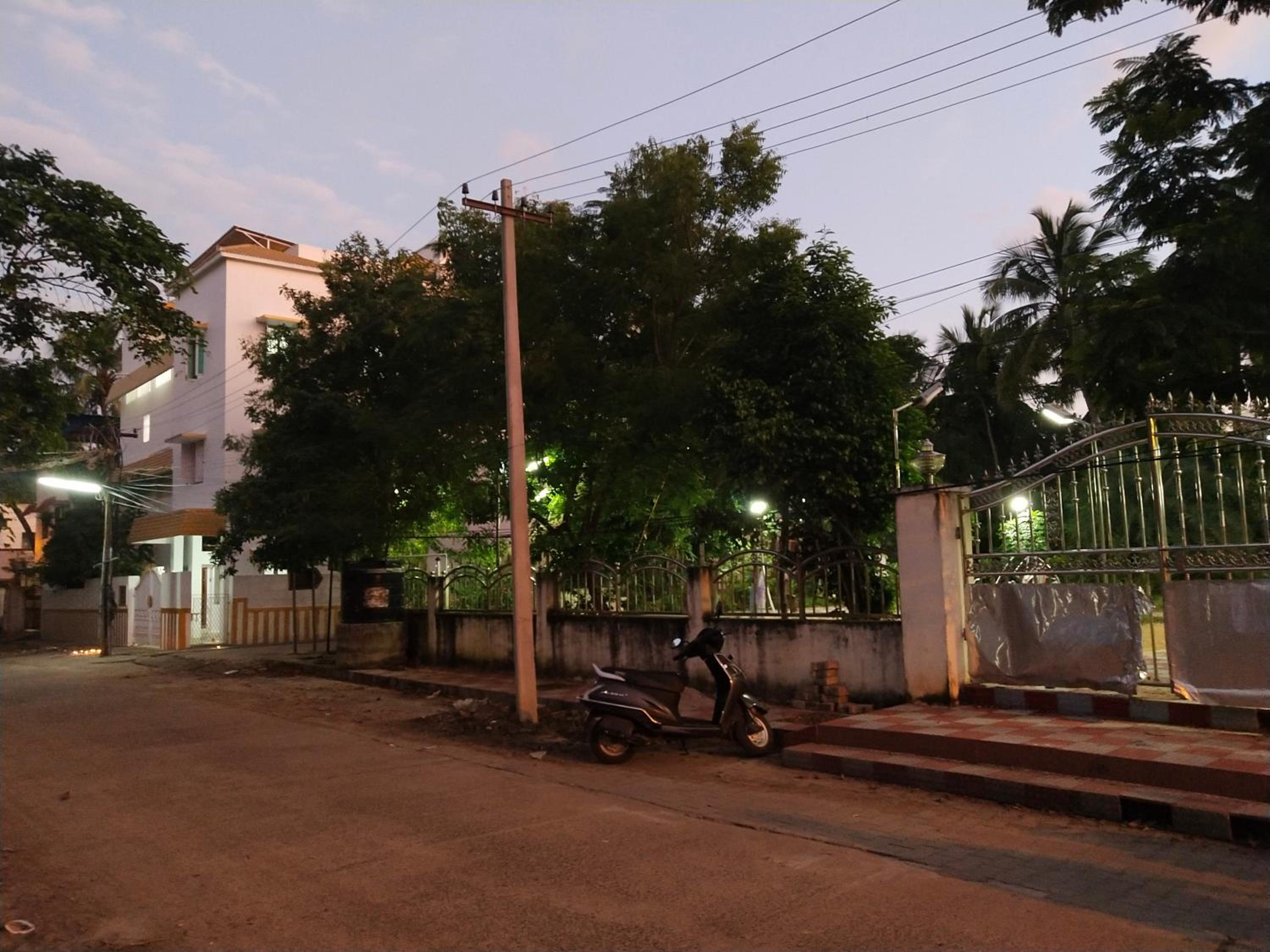 Mayurapriya Inn