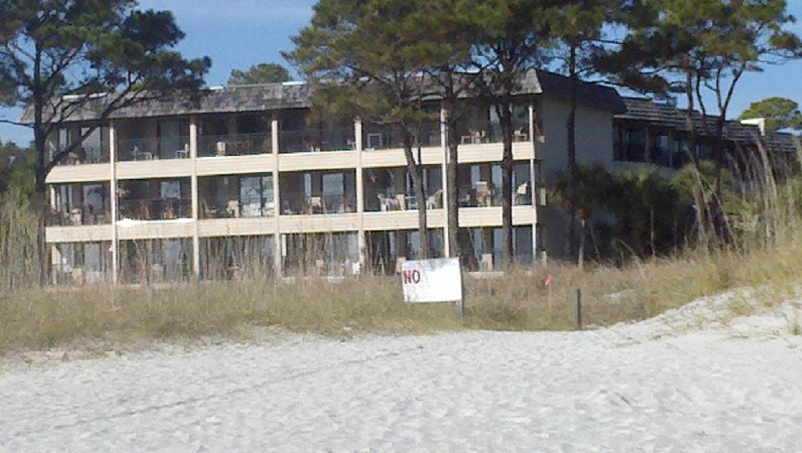 Hotel Nothing But Ocean in Forest Beach - Image 1