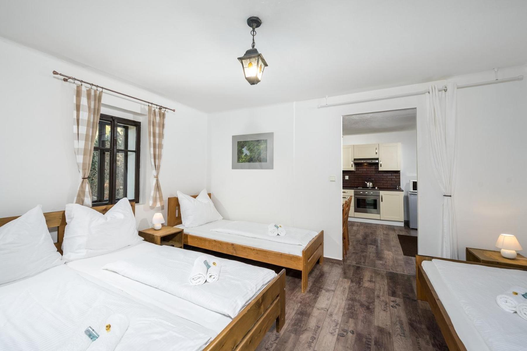 Jizerské hory, apartmány, zahrada, parkování zdarma