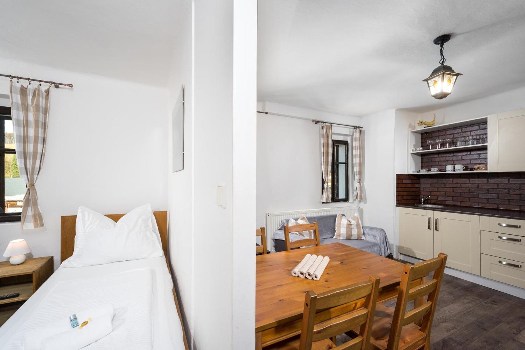 Jizerské hory, apartmány, zahrada, parkování zdarma