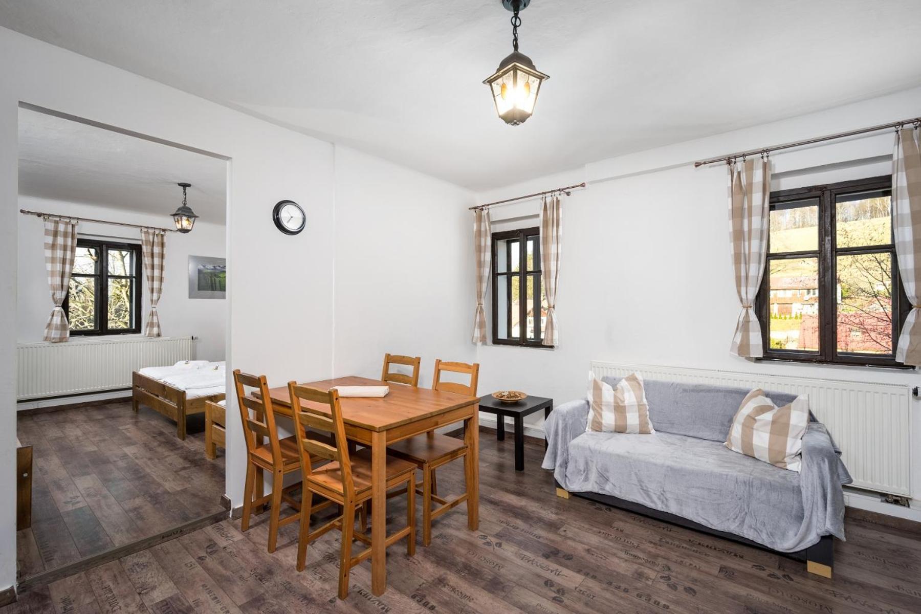 Jizerské hory, apartmány, zahrada, parkování zdarma